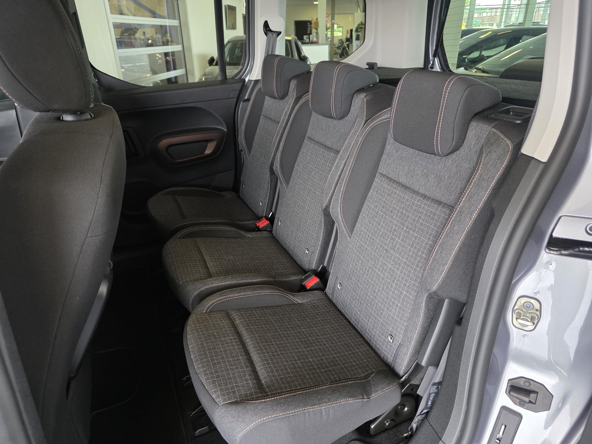 Foto van Peugeot Rifter