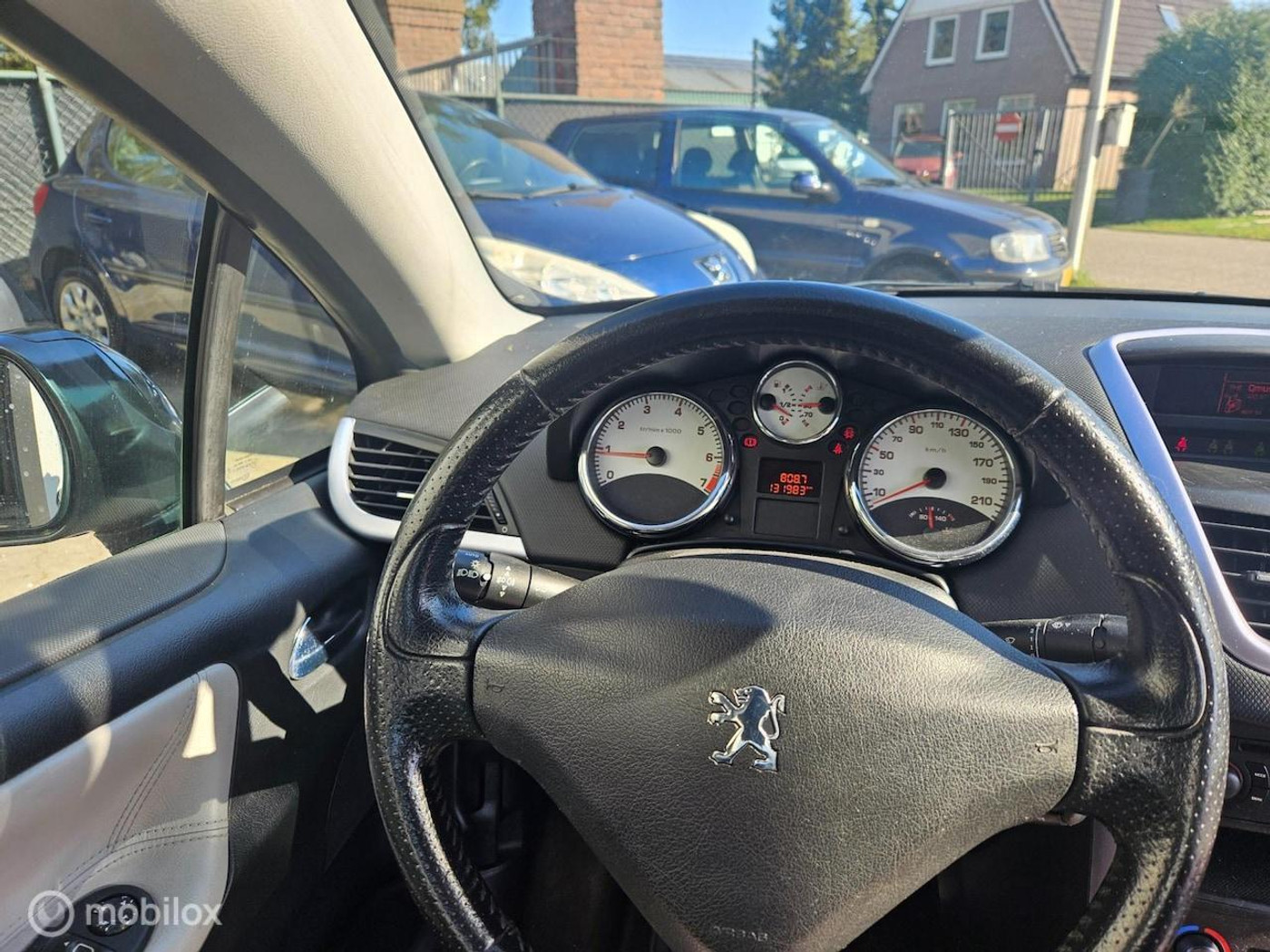 Foto van Peugeot 207 CC