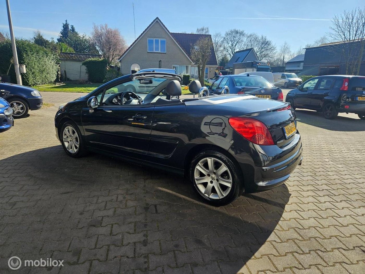 Foto van Peugeot 207 CC