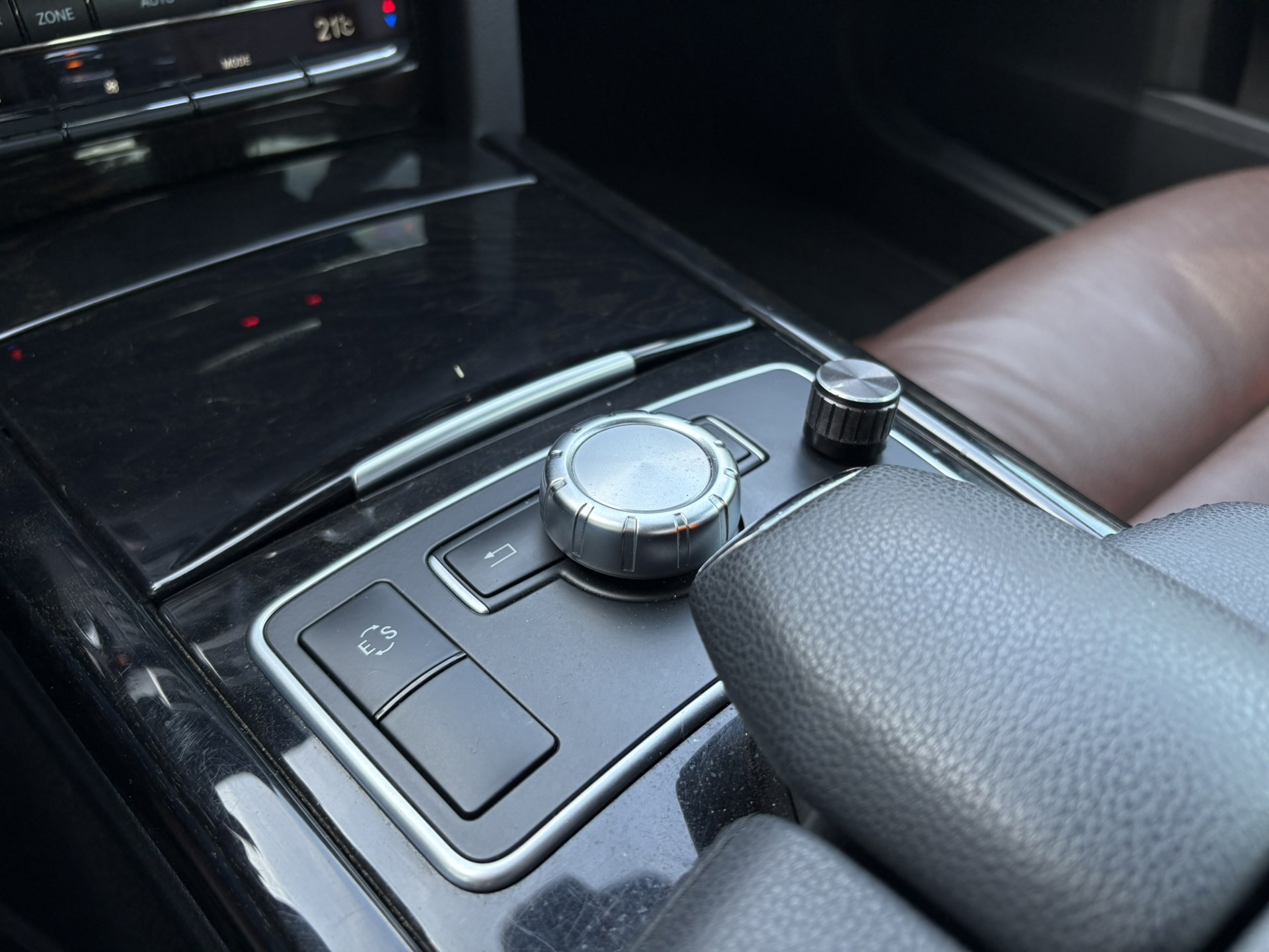 Foto van Mercedes-Benz E 350 4Matic