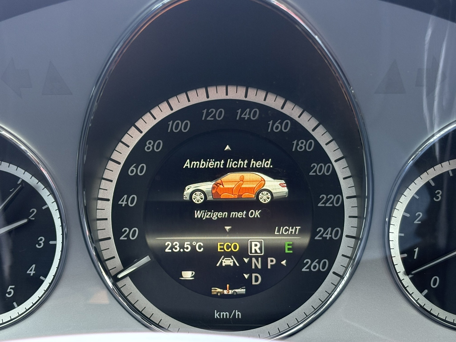 Foto van Mercedes-Benz E 350 4Matic