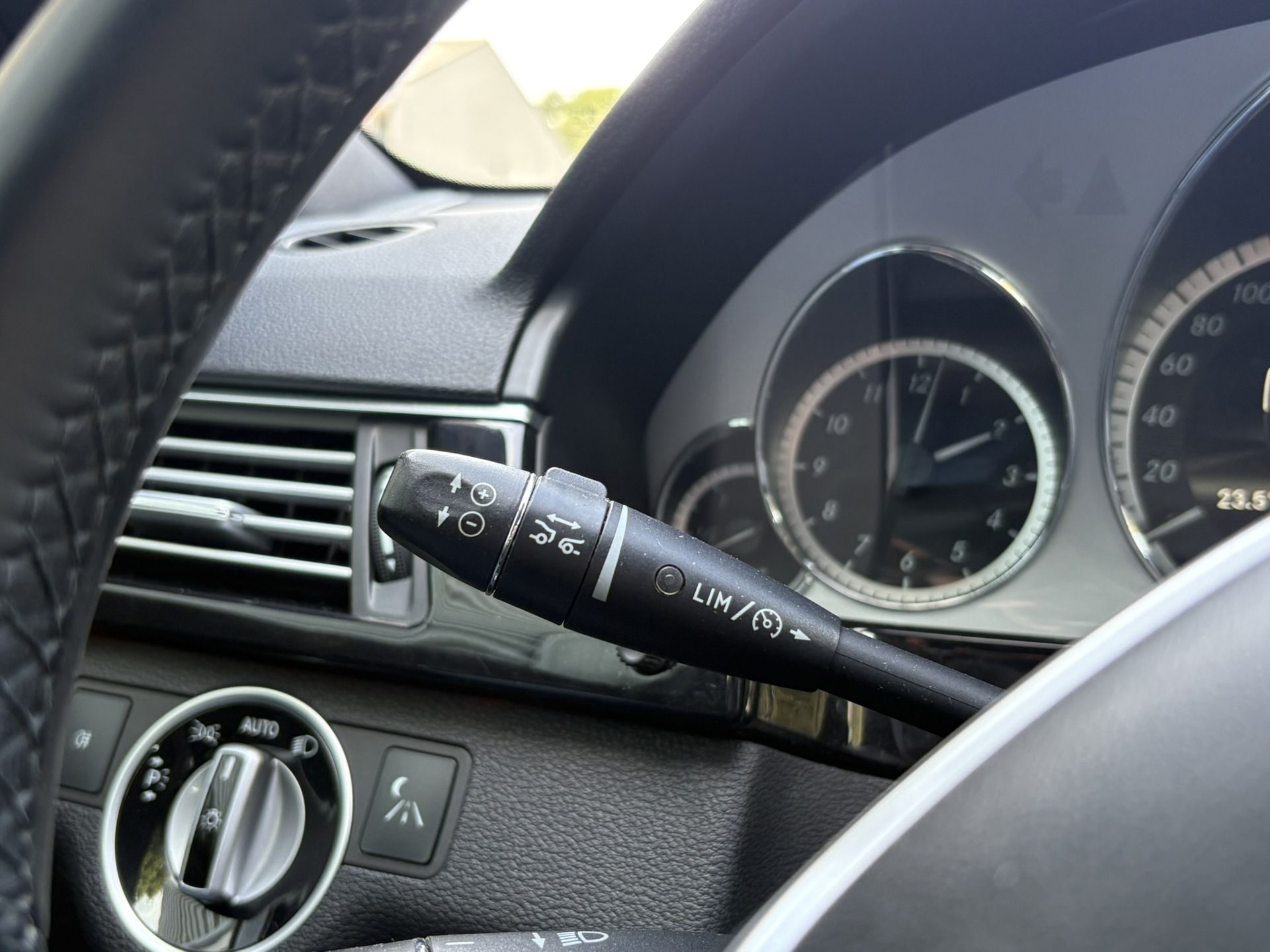 Foto van Mercedes-Benz E 350 4Matic