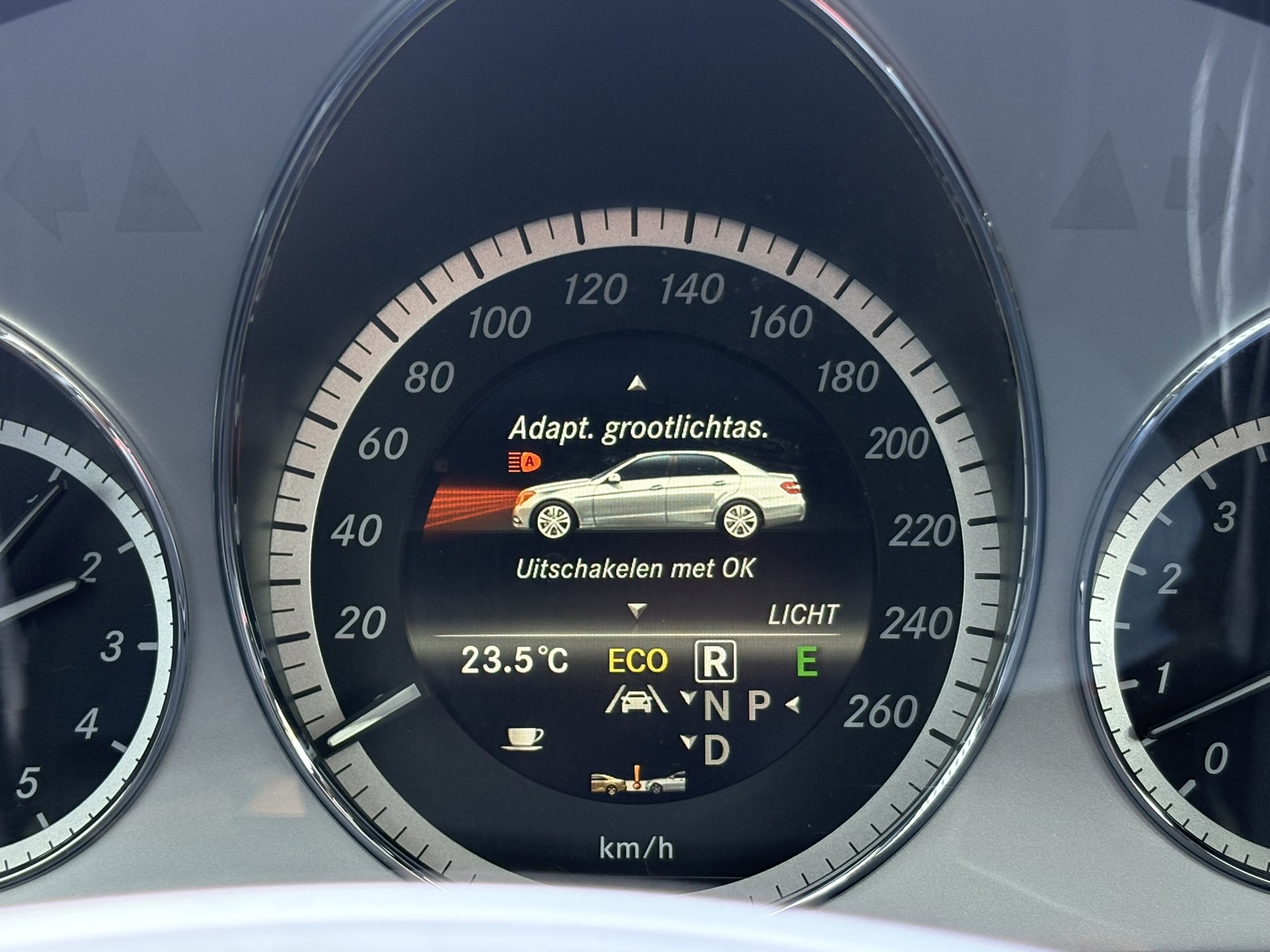 Foto van Mercedes-Benz E 350 4Matic