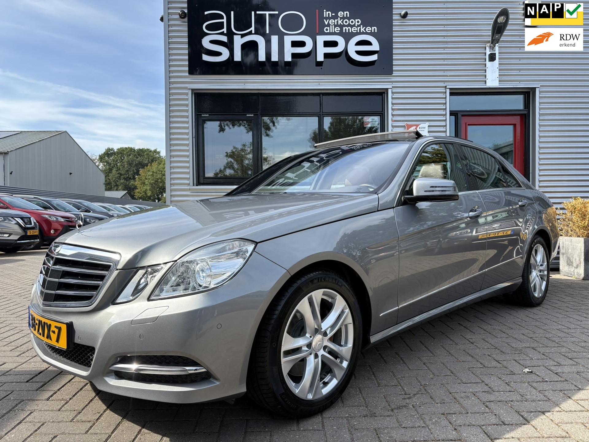 Mercedes-Benz E 350 4Matic 350 CGI Avantgarde 4-Matic -NIGHT VISION-HARMAN/KARDON-TREKHAAK-2100 KG TREKGEWICHT-ADAPTIVE CRUISE-ETC.- 2013 - voorkant