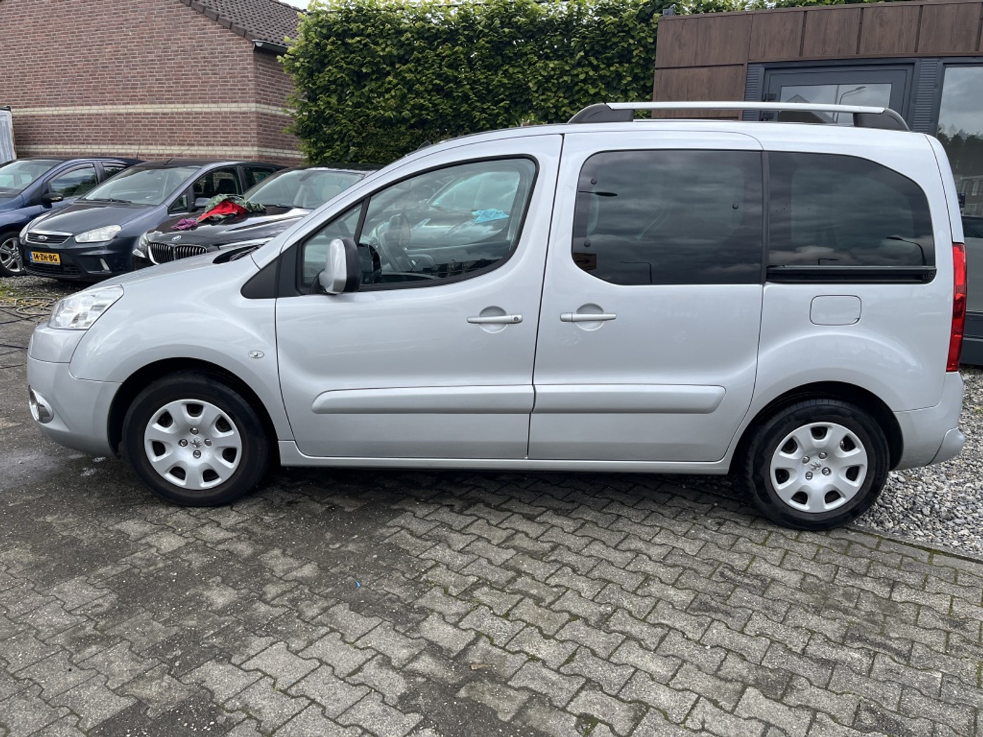 Foto van Peugeot Partner