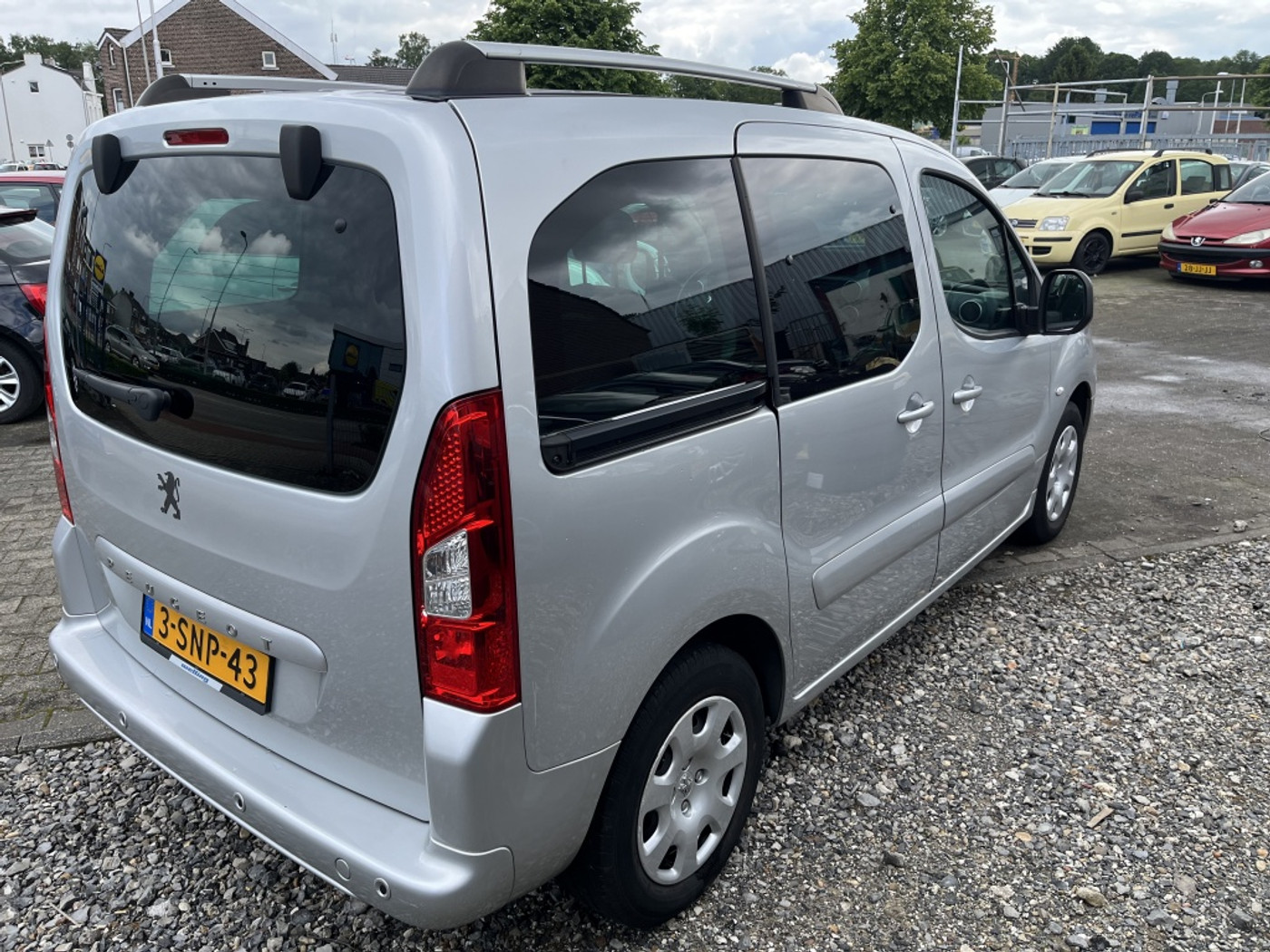 Foto van Peugeot Partner