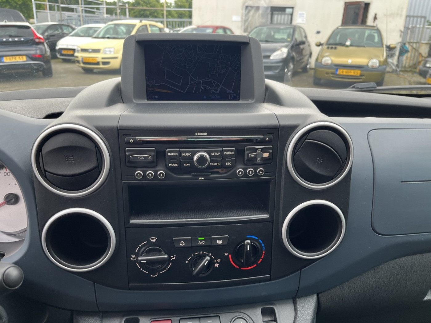 Foto van Peugeot Partner