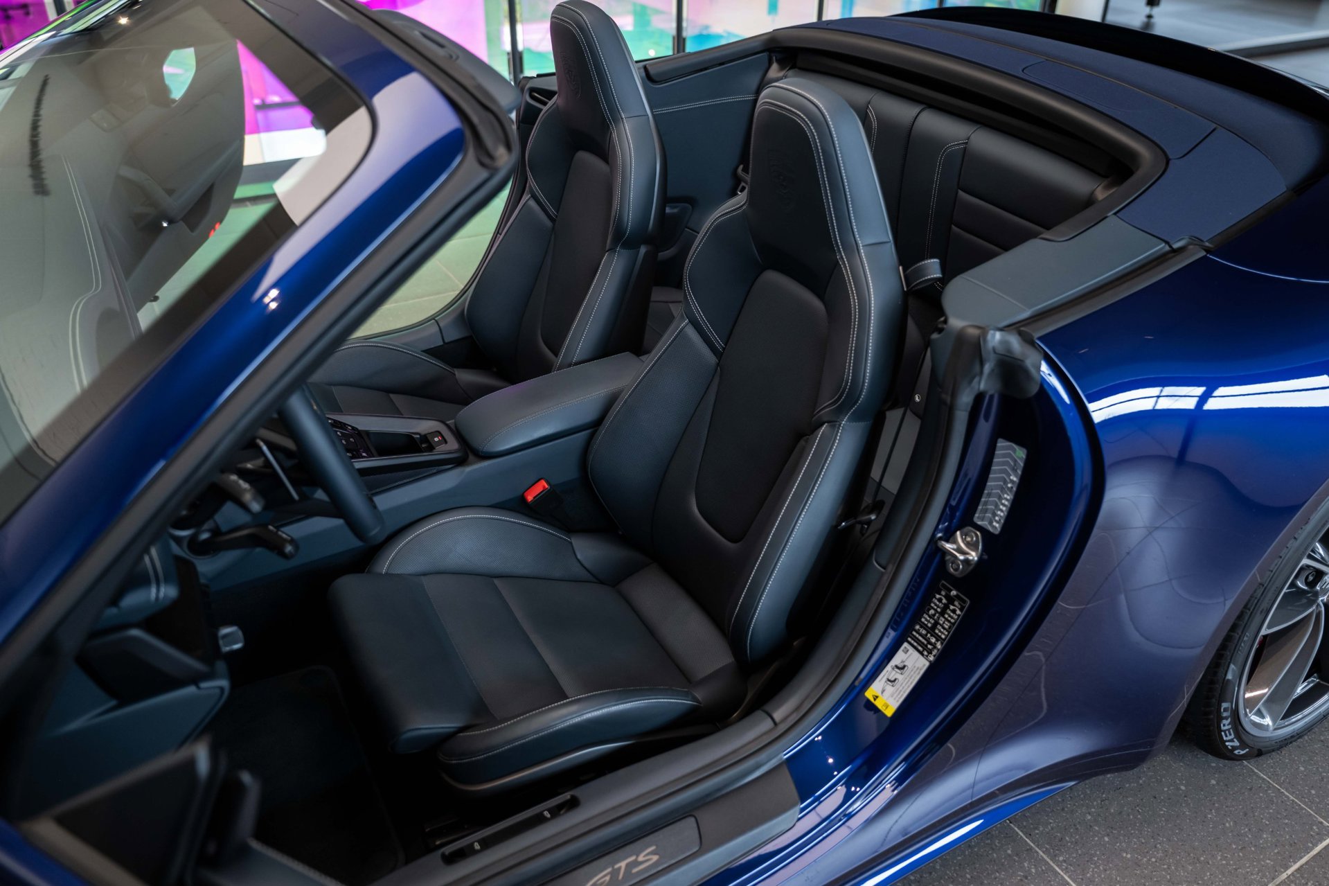 Foto van Porsche 911 Carrera GTS
