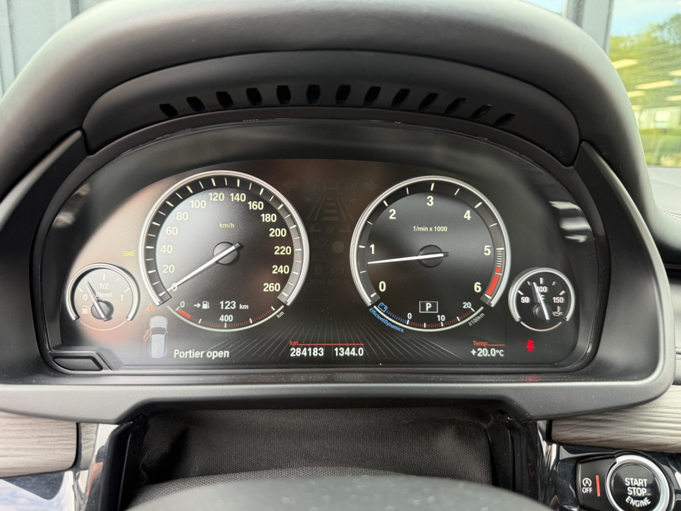 Foto van BMW X5 Xdrive40d