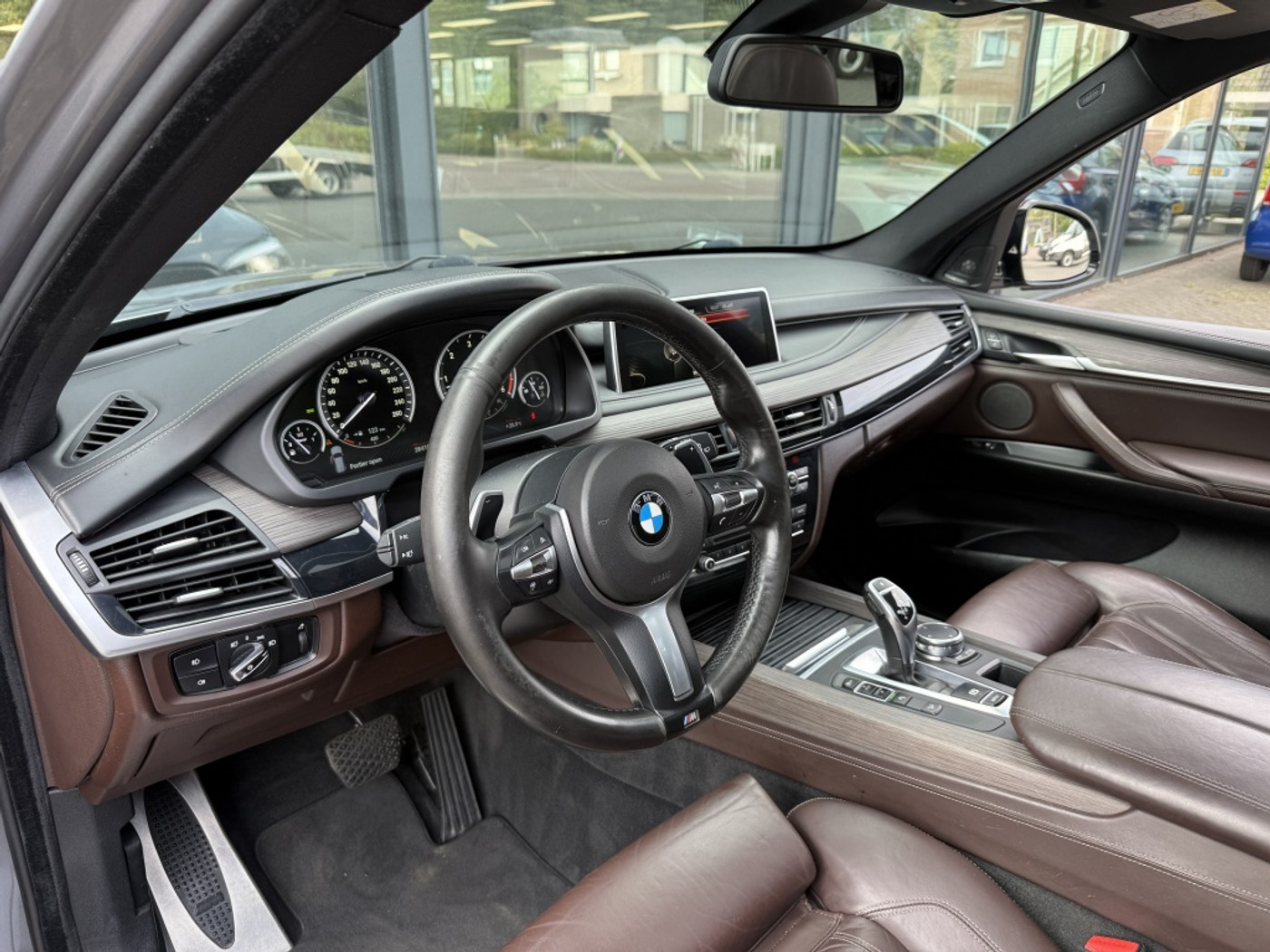 Foto van BMW X5 Xdrive40d