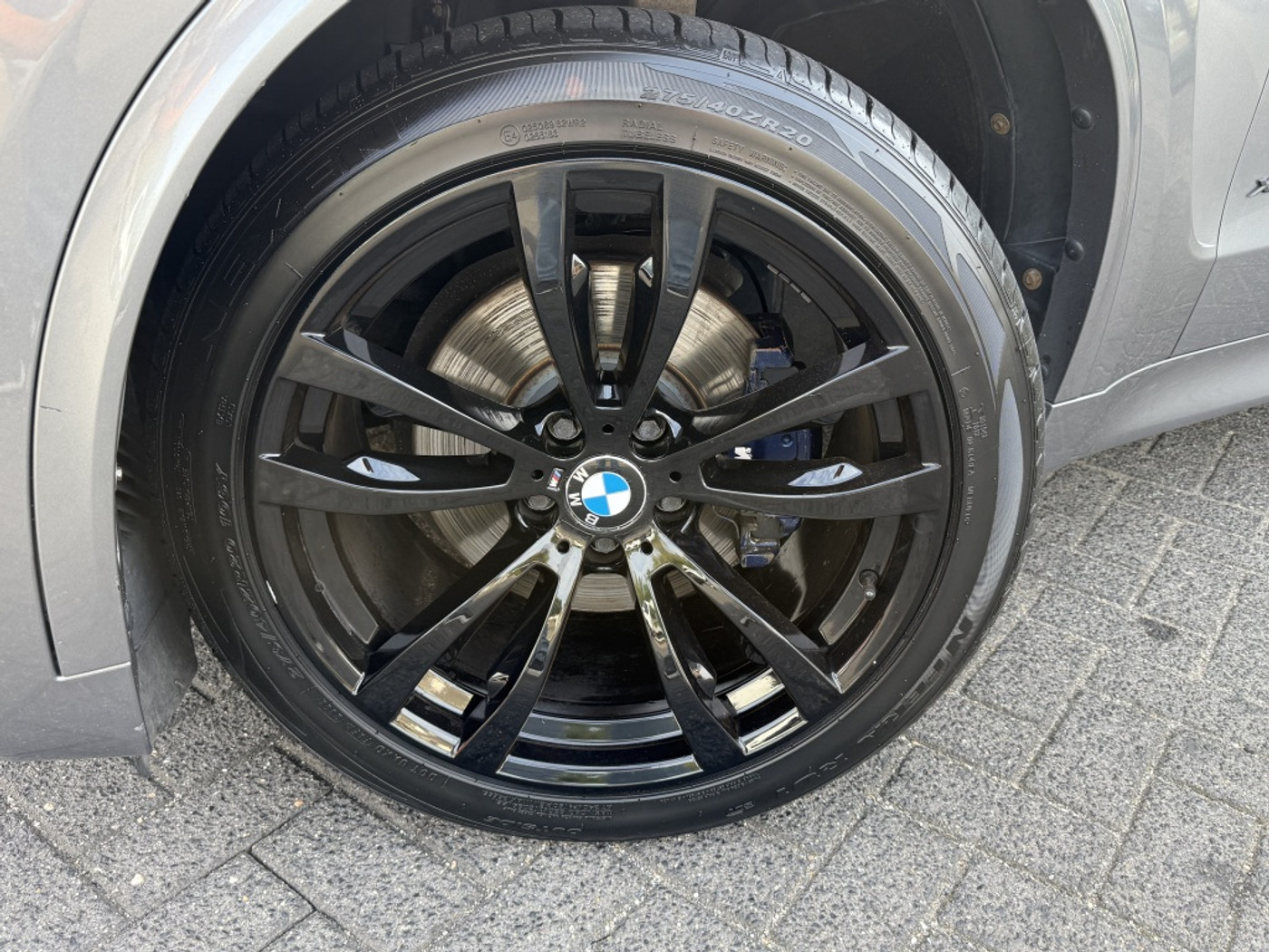 Foto van BMW X5 Xdrive40d