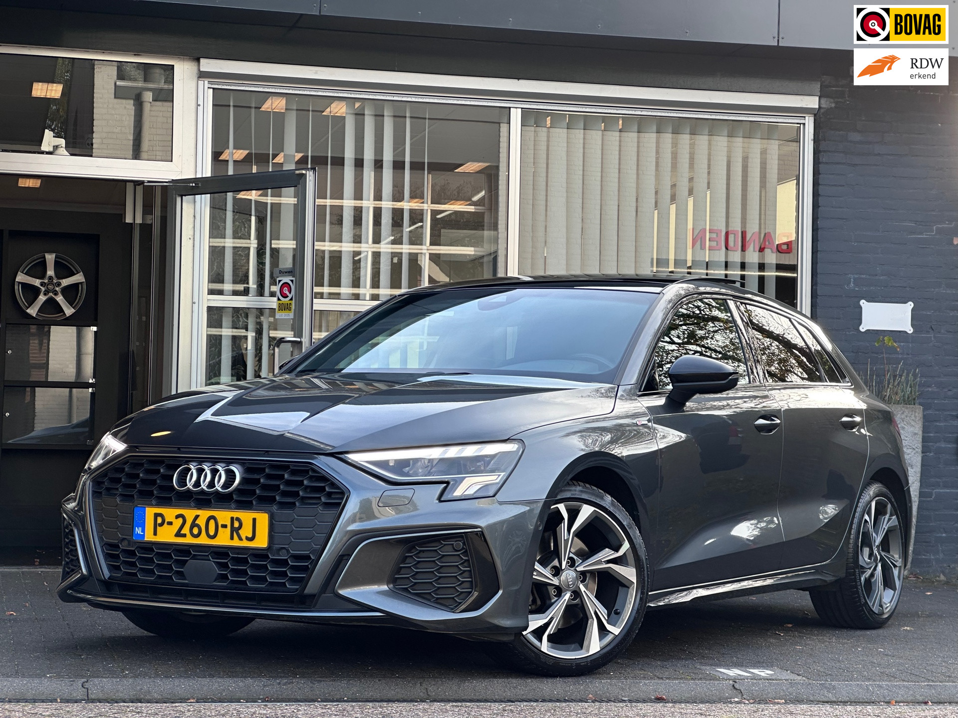Audi A3 Sportback 35 TDI edition one / 2X S-LINE / PANO / VIRTUAL / CRUISE / LANE 2021 - voorkant