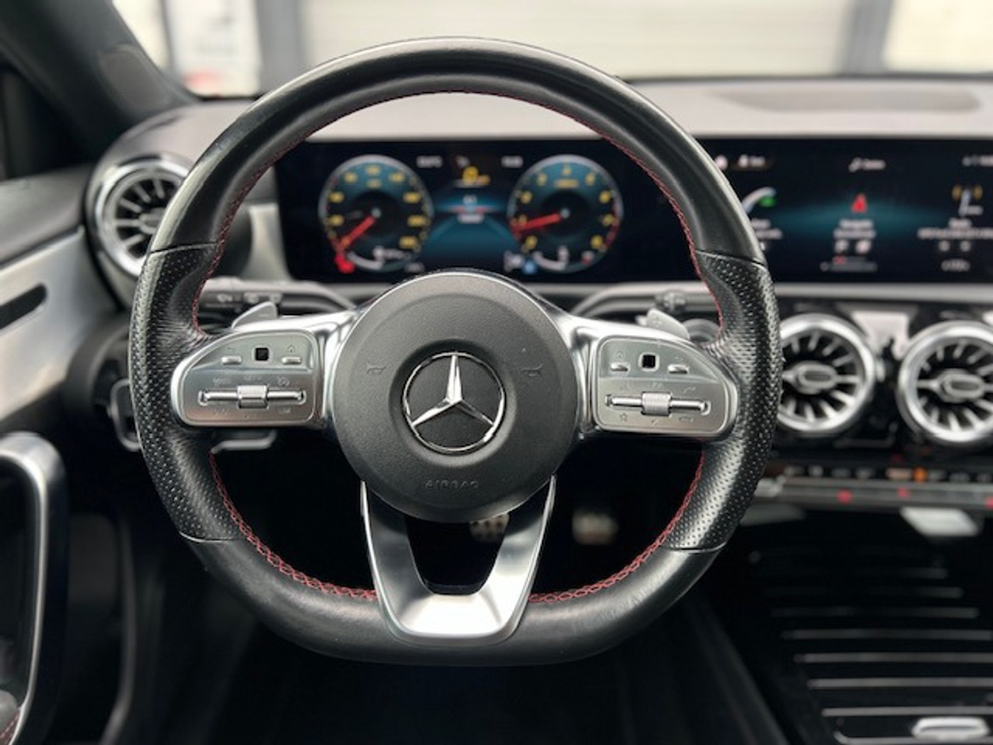Foto van Mercedes-Benz A 200