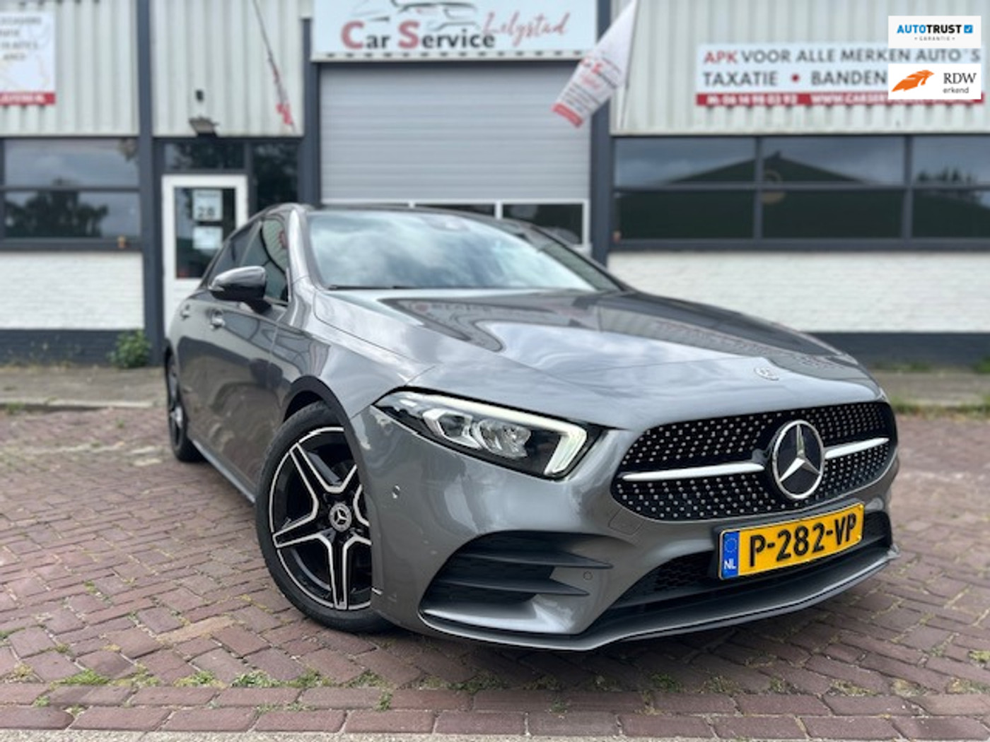Mercedes-Benz A 200 200 AMG| BTW!|Pano|Sfeer| 2022 - voorkant