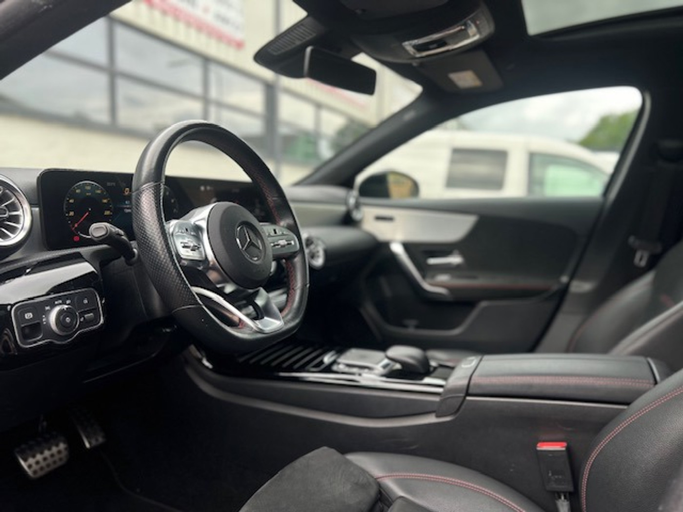 Foto van Mercedes-Benz A 200