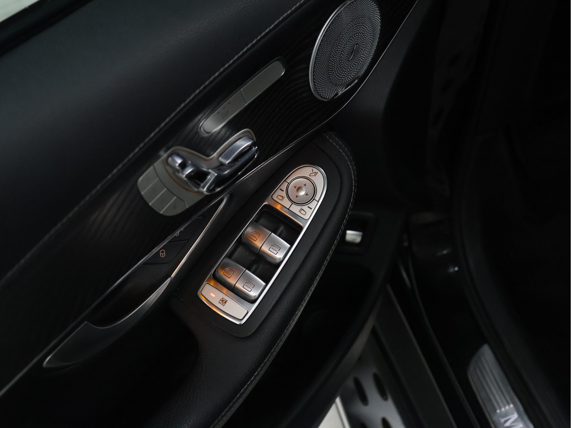 Foto van Mercedes-Benz GLC 350 E 4Matic