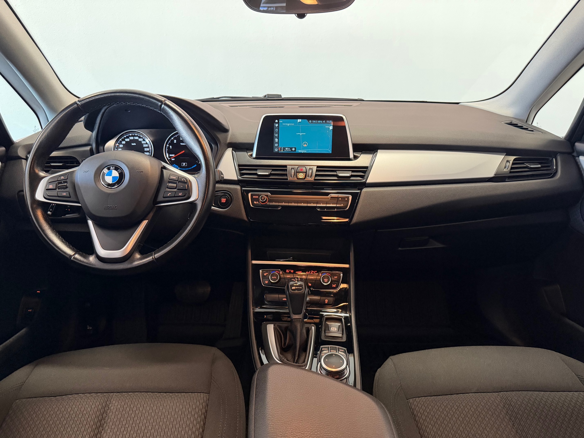 Foto van BMW 225xe Iperformance