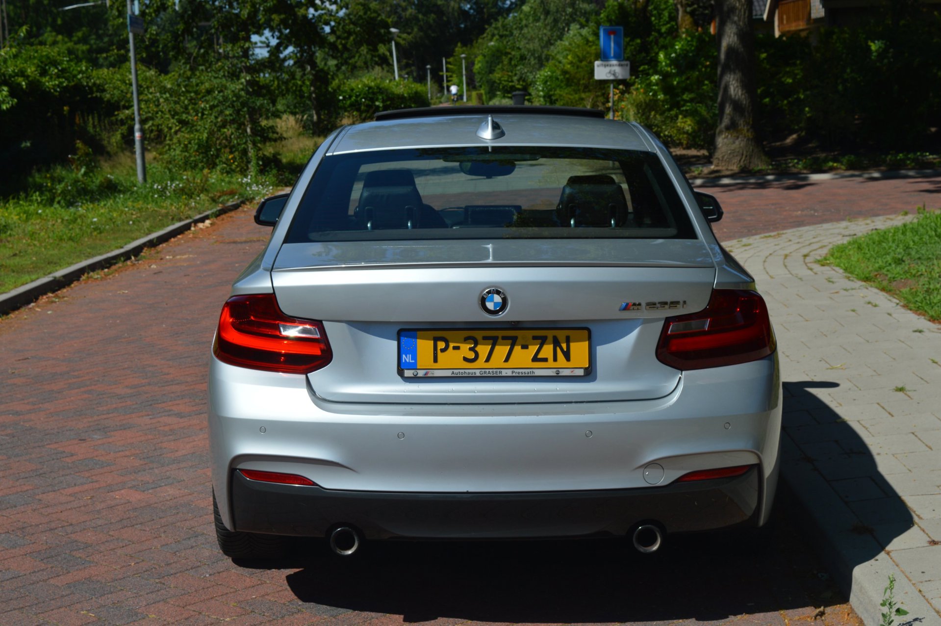Foto van BMW M235i