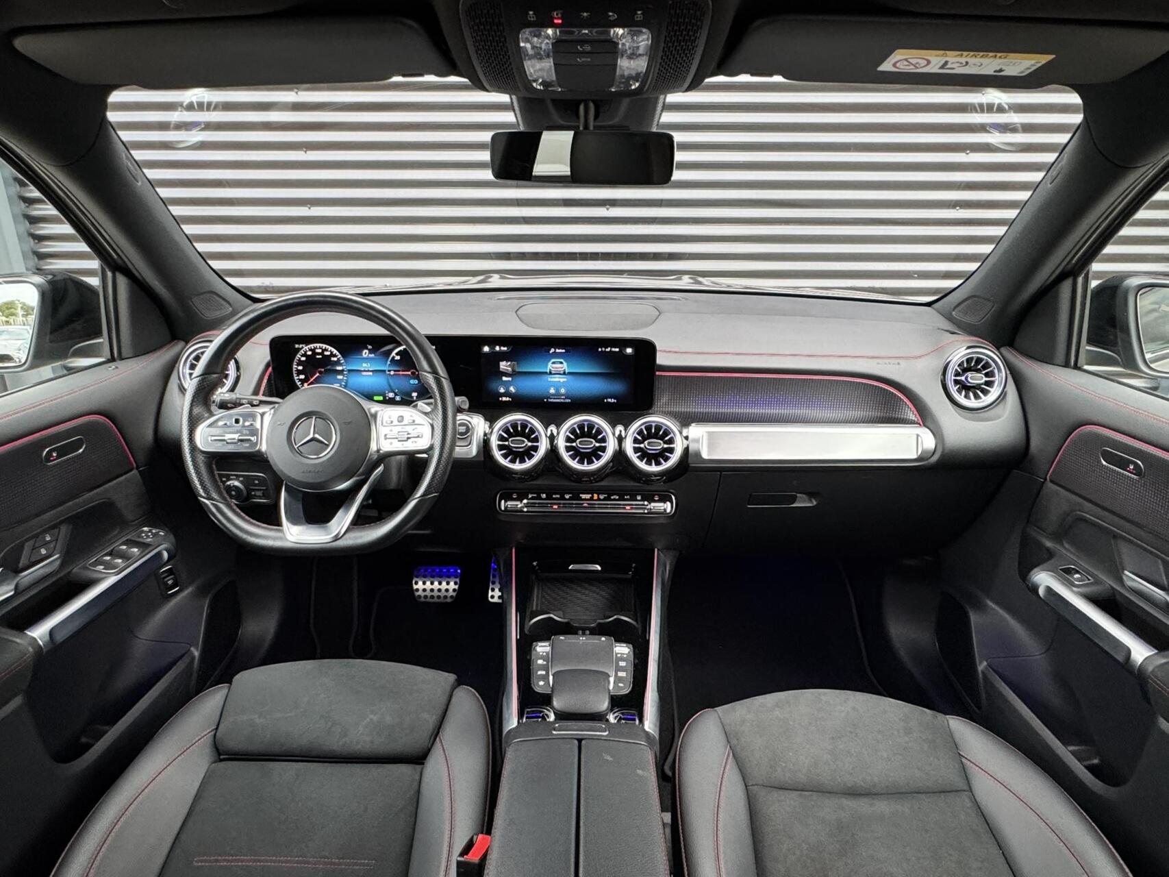 Foto van Mercedes-Benz Eqb 300 4Matic