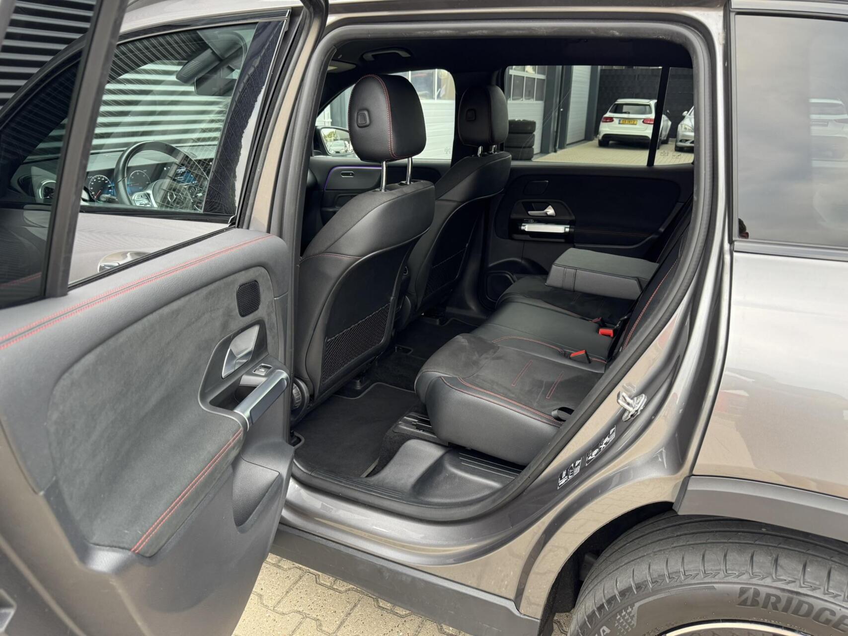 Foto van Mercedes-Benz Eqb 300 4Matic