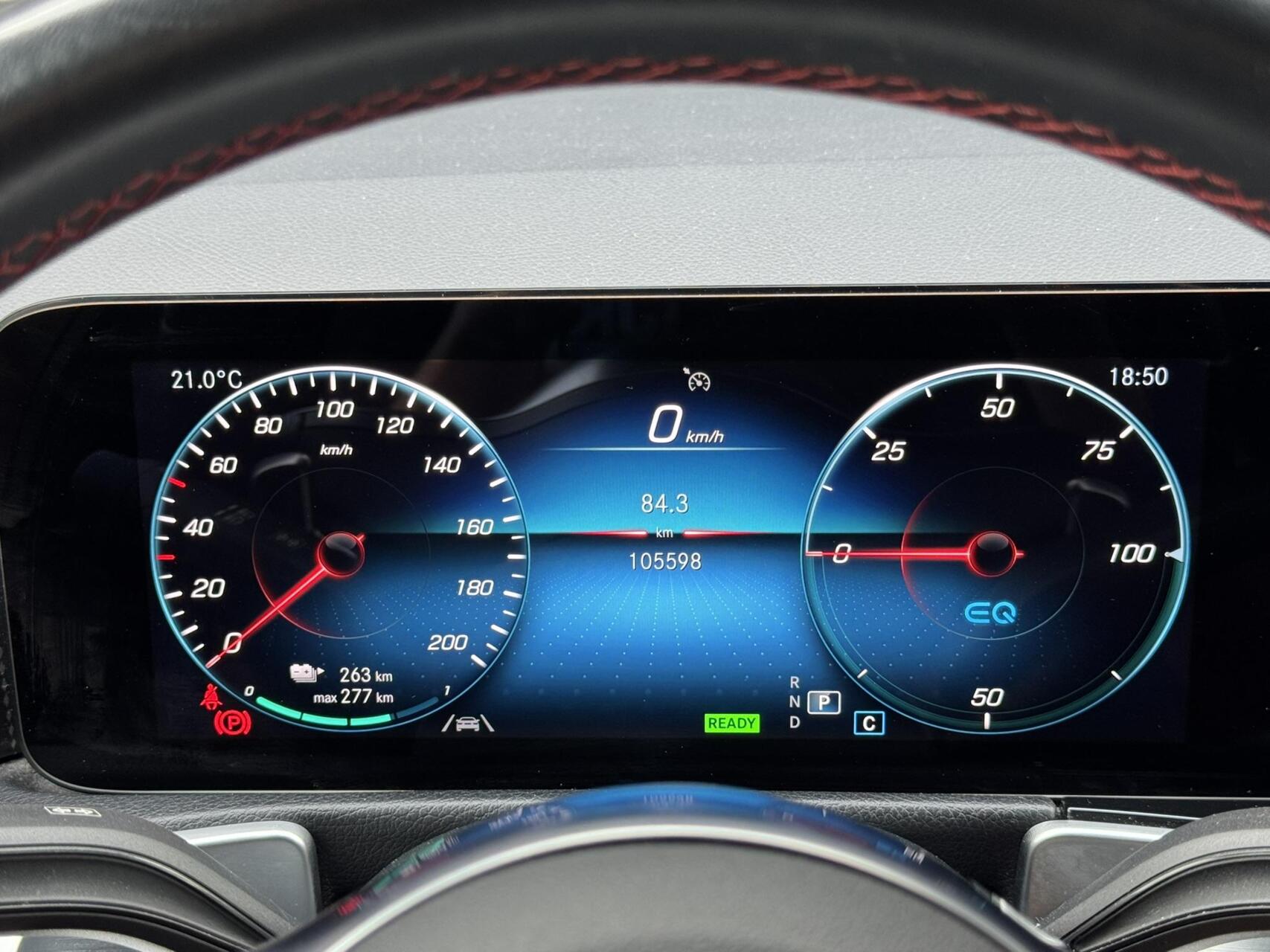 Foto van Mercedes-Benz Eqb 300 4Matic