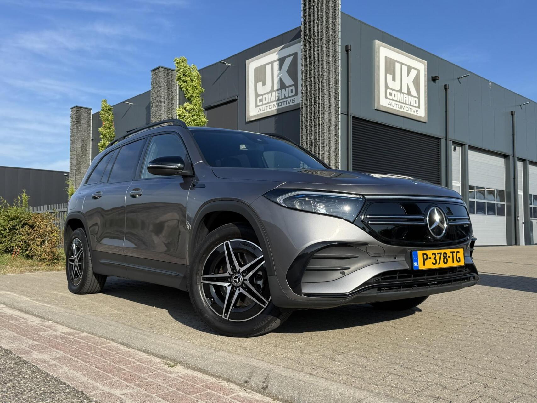 Foto van Mercedes-Benz Eqb 300 4Matic