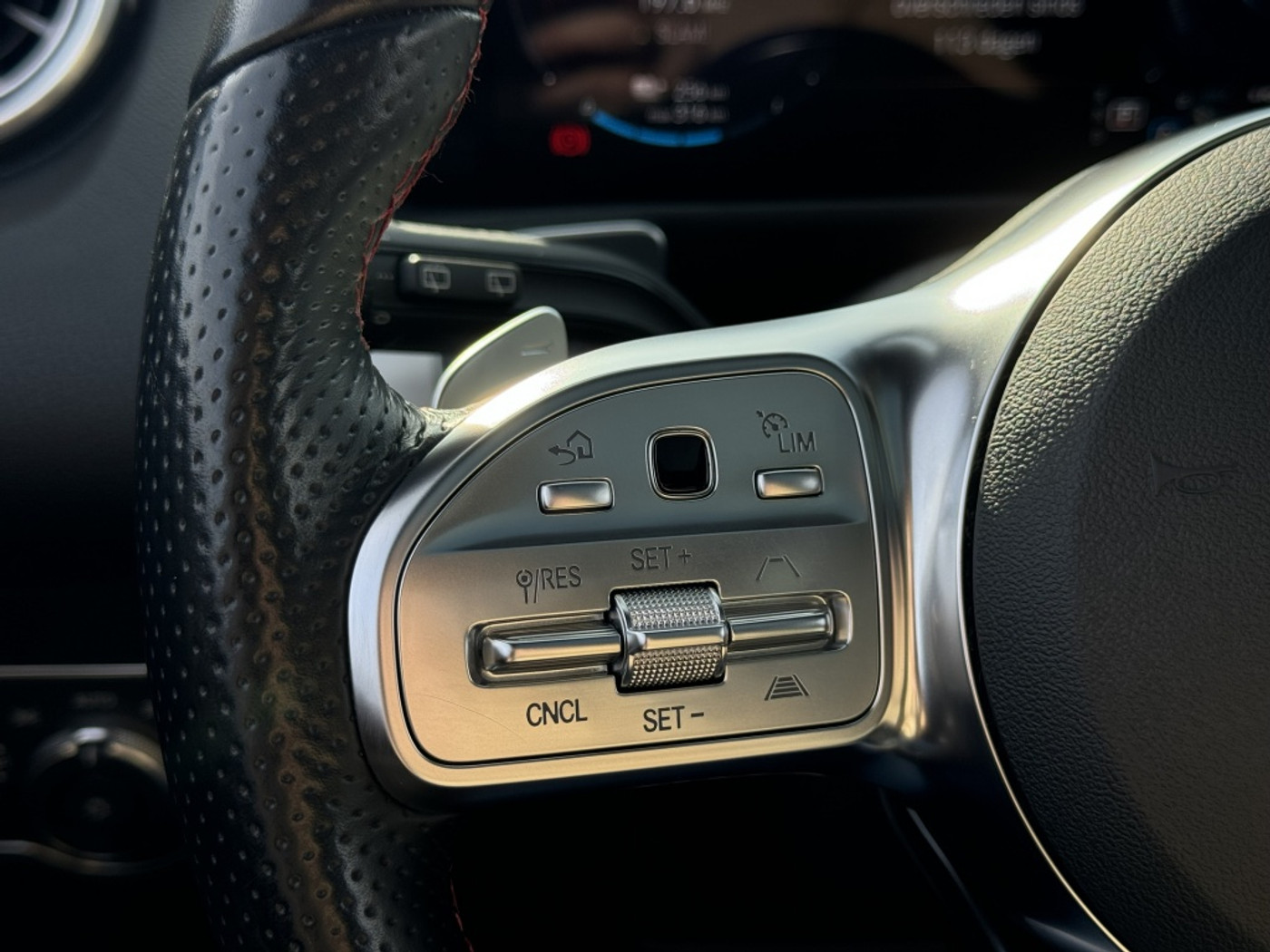 Foto van Mercedes-Benz Eqb 250