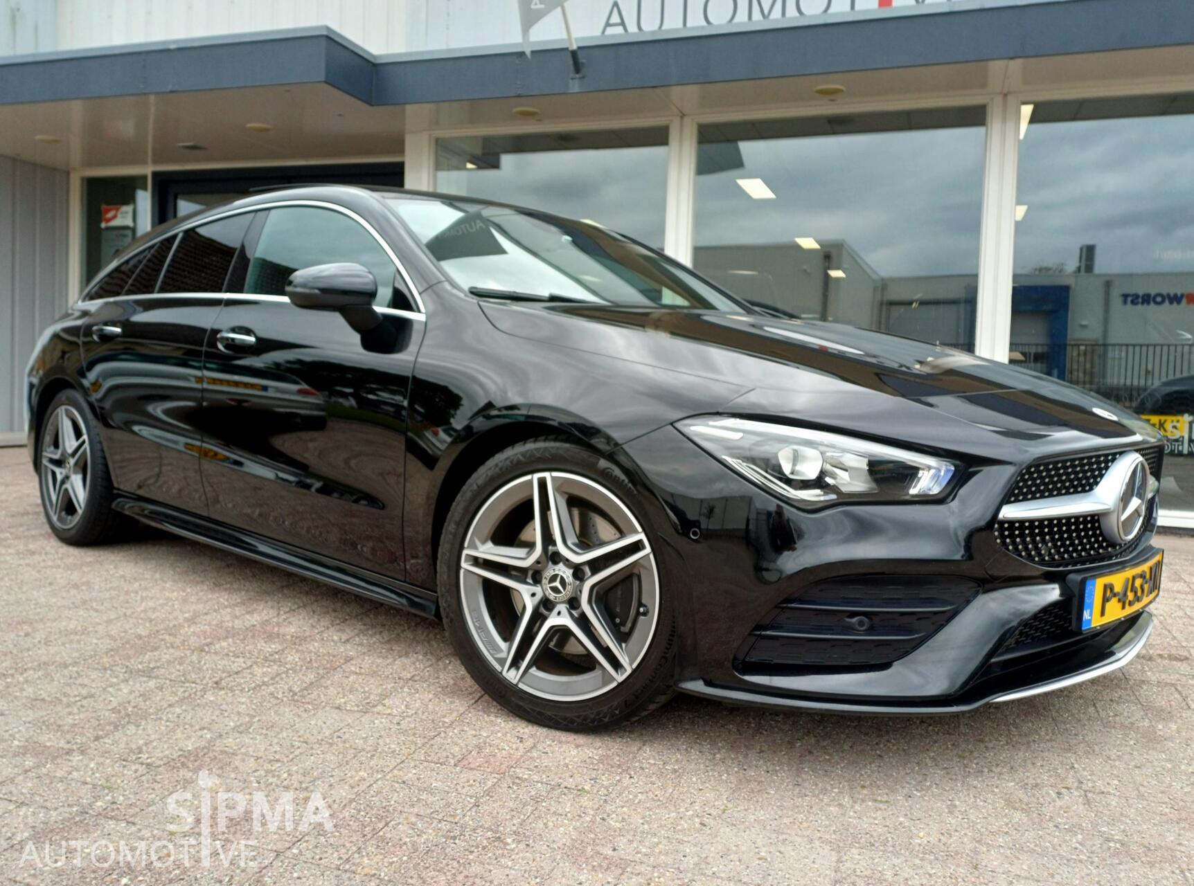 Mercedes-Benz Cla 200 200 AMG Line 2022 - voorkant