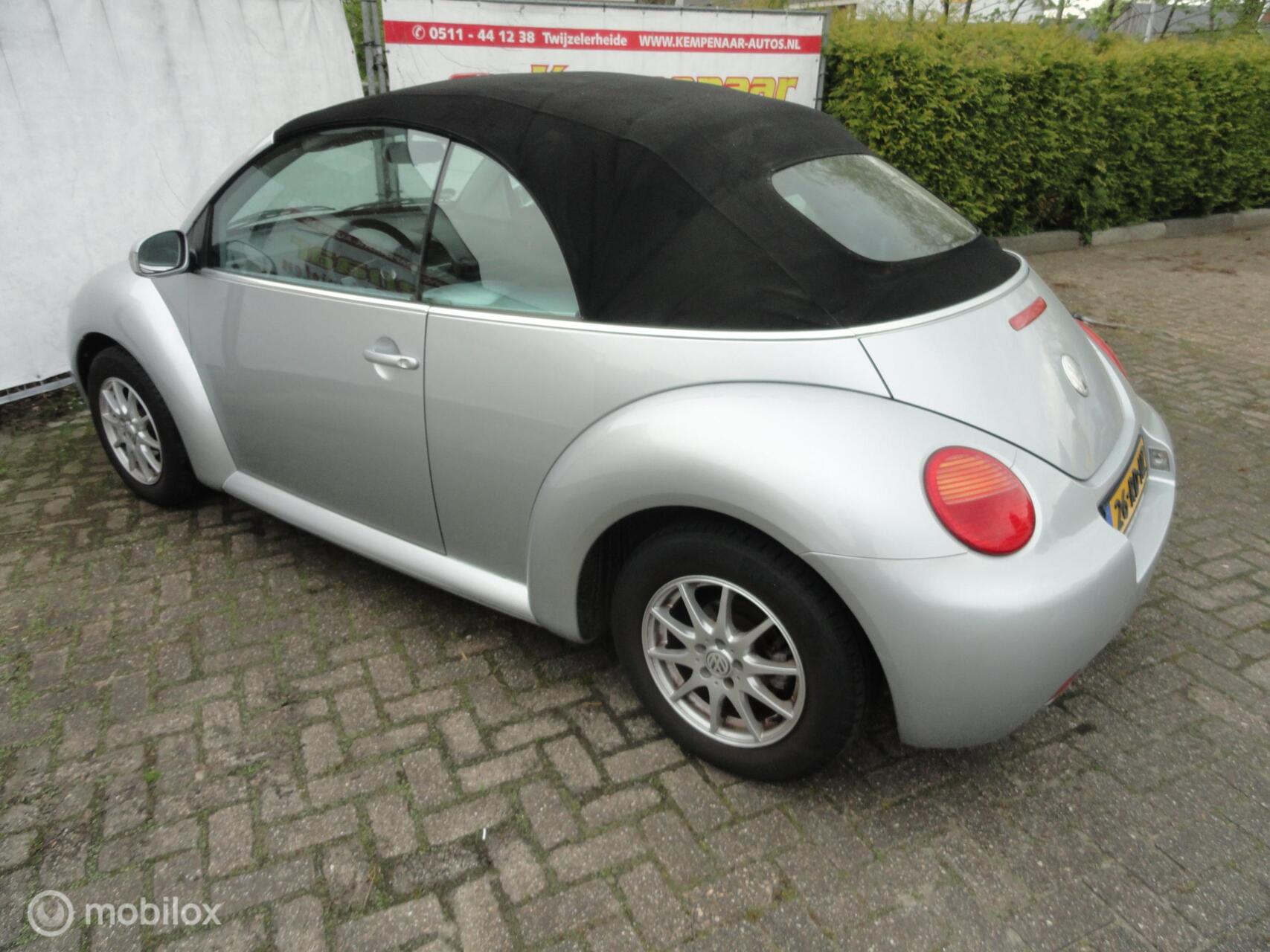 Foto van Volkswagen New Beetle Cabriolet