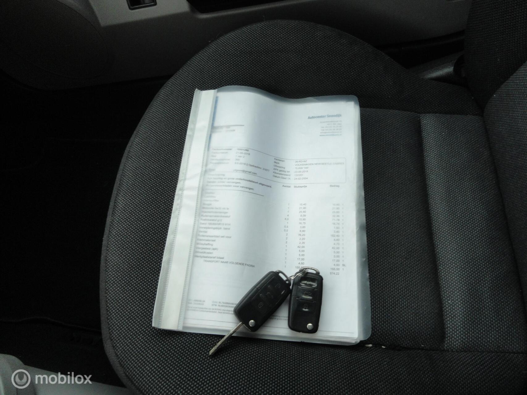 Foto van Volkswagen New Beetle Cabriolet