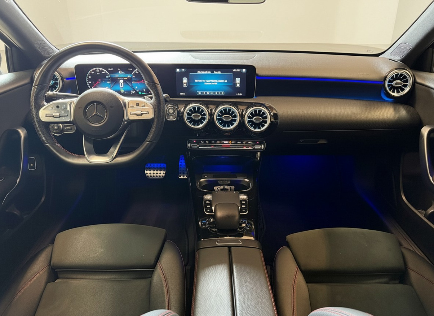 Foto van Mercedes-Benz A 200