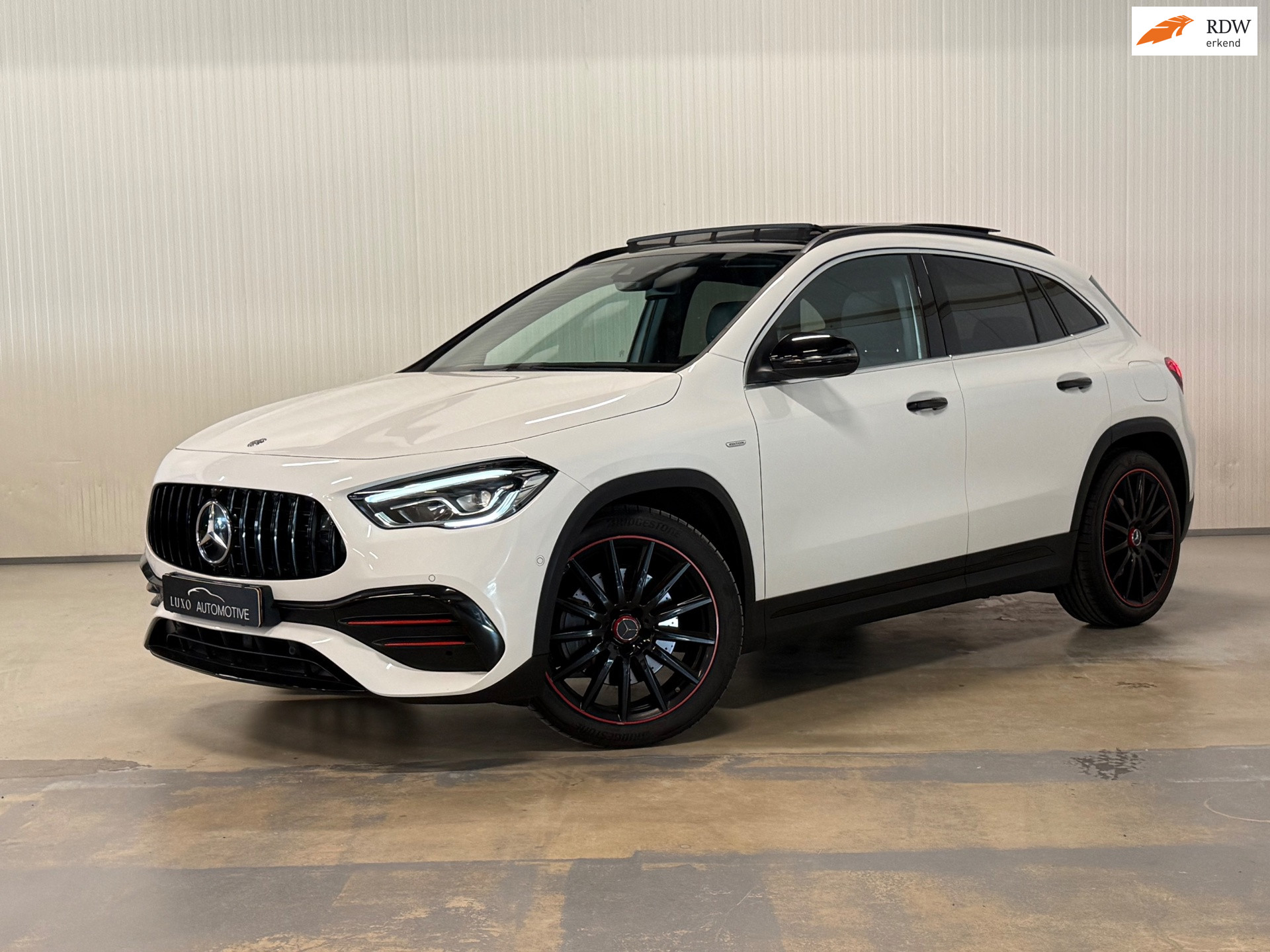 Mercedes-Benz Gla 250 4Matic 250 4MATIC AMG Line | EDITION 1 | NIGHT | PANO | AMBIANCE 2020 - voorkant