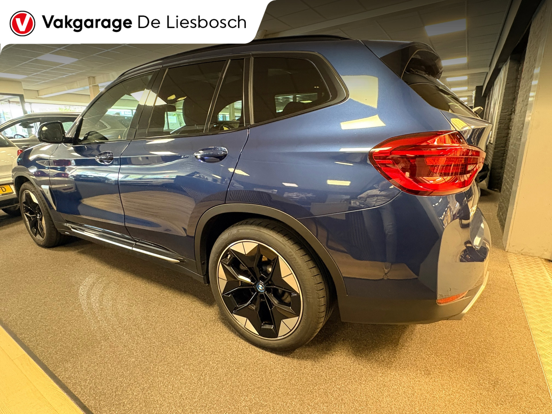 Foto van BMW Ix3
