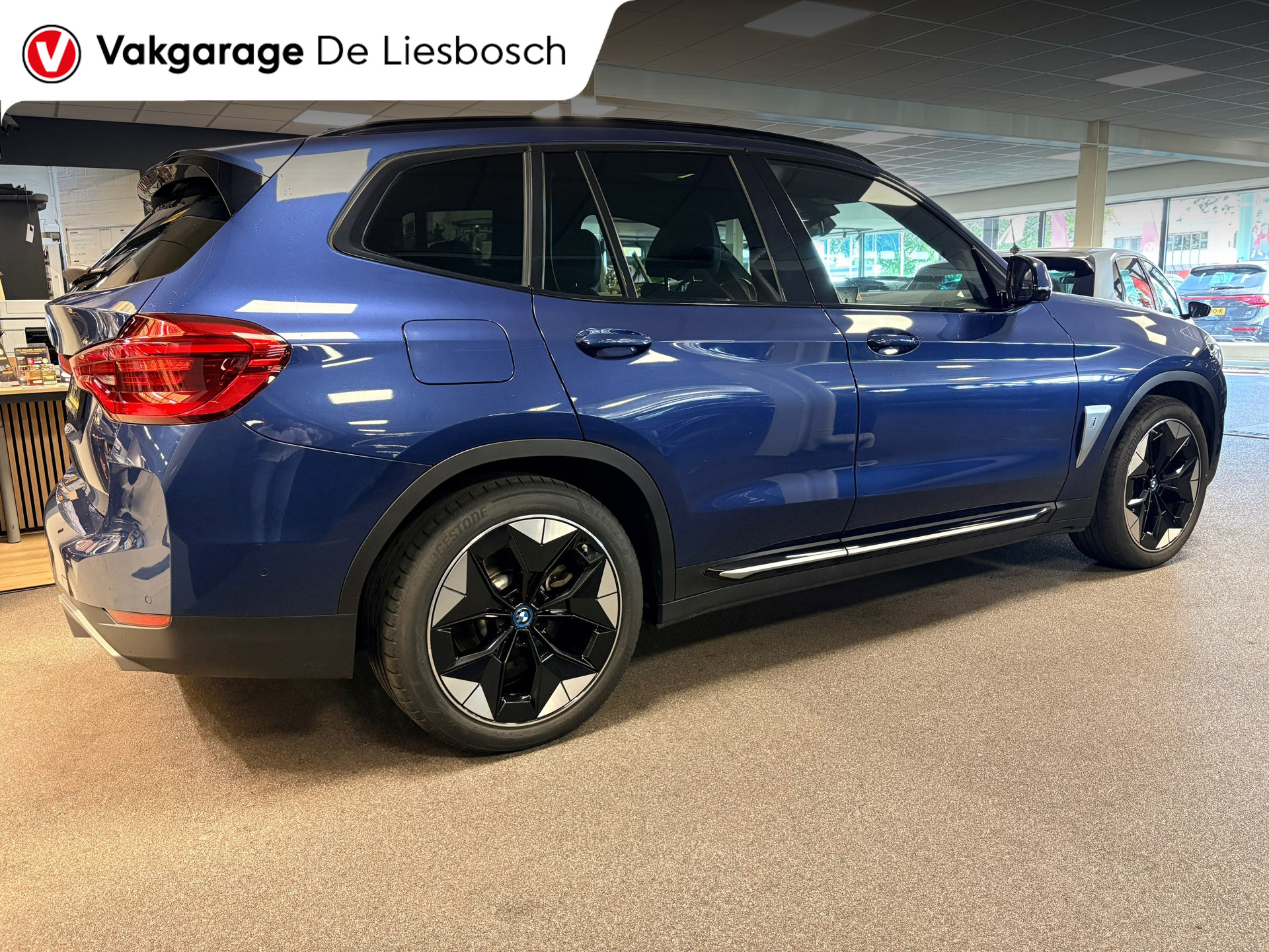 Foto van BMW Ix3