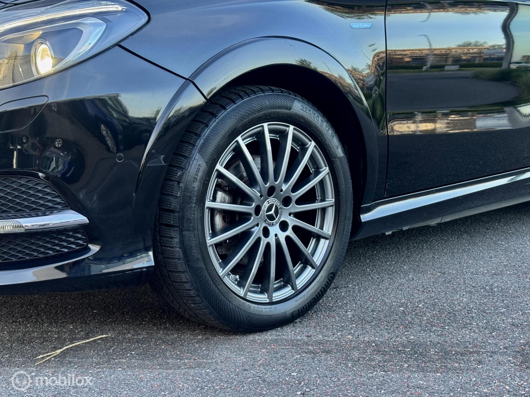 Foto van Mercedes-Benz B 250 E