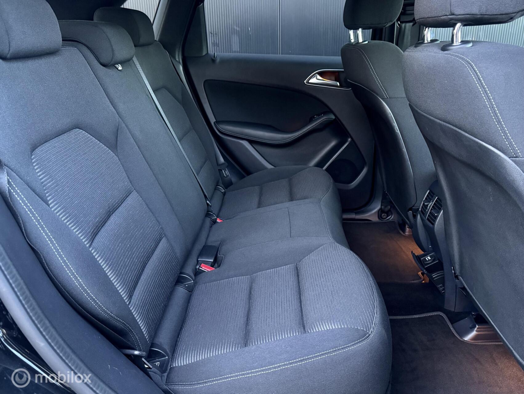 Foto van Mercedes-Benz B 250 E