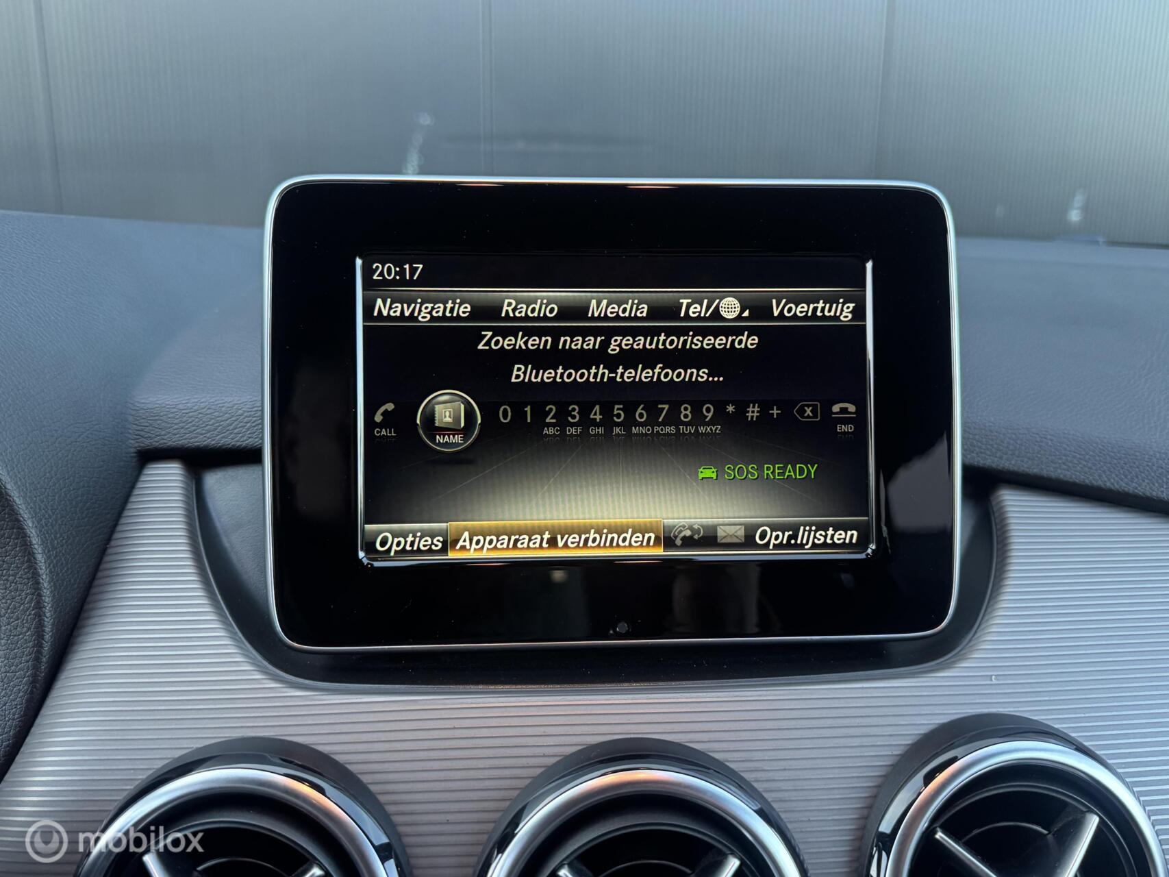 Foto van Mercedes-Benz B 250 E