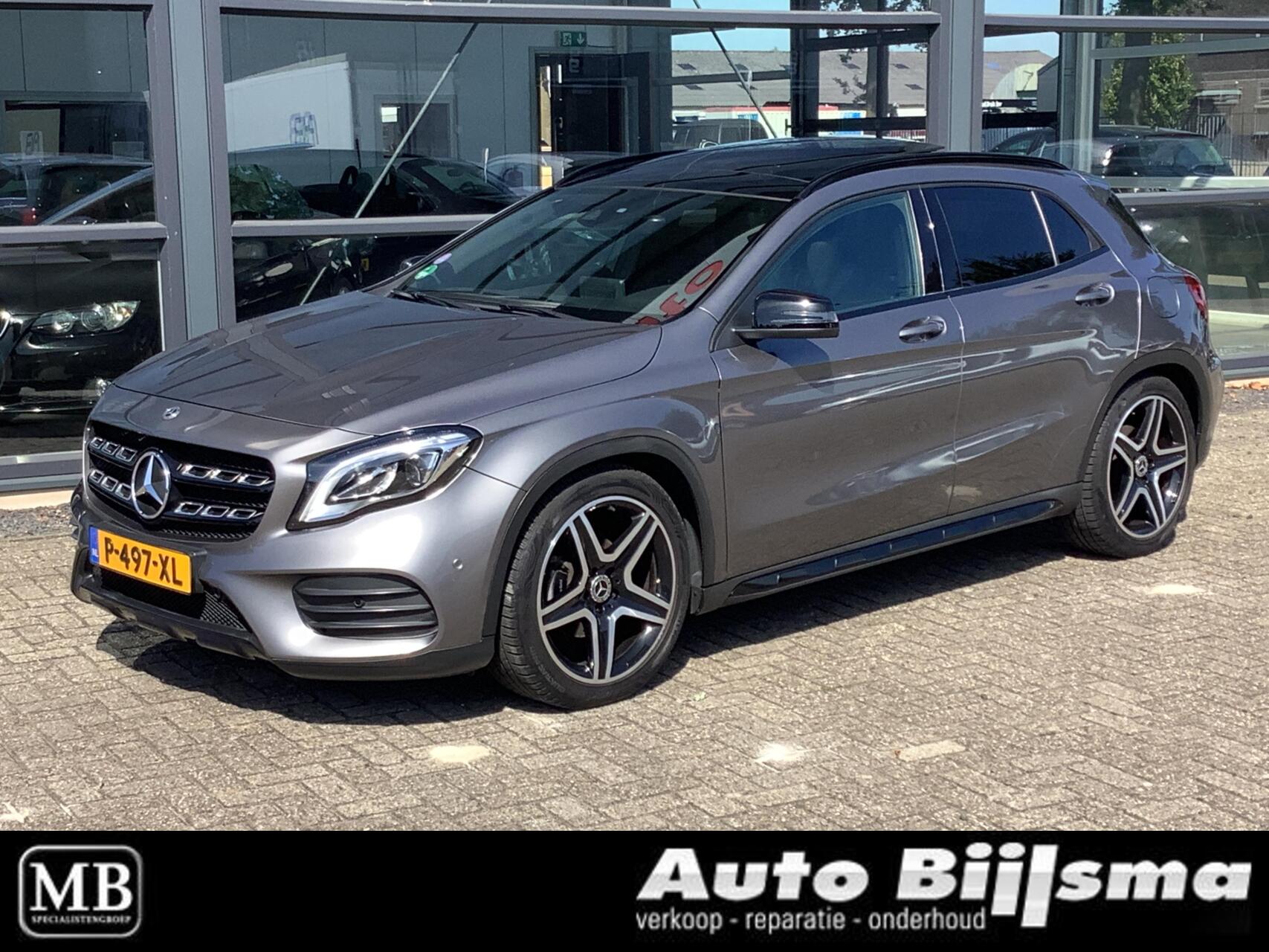Mercedes-Benz Gla 180 180 Business Solution AMG Limited Panorama dak 2019 - voorkant