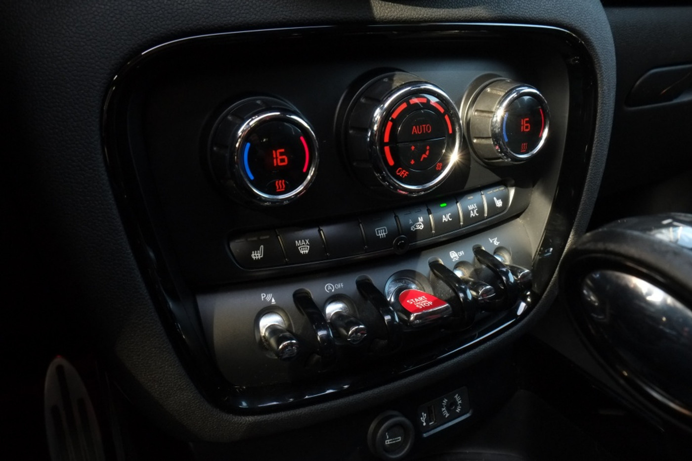 Foto van Mini Clubman Cooper S All4