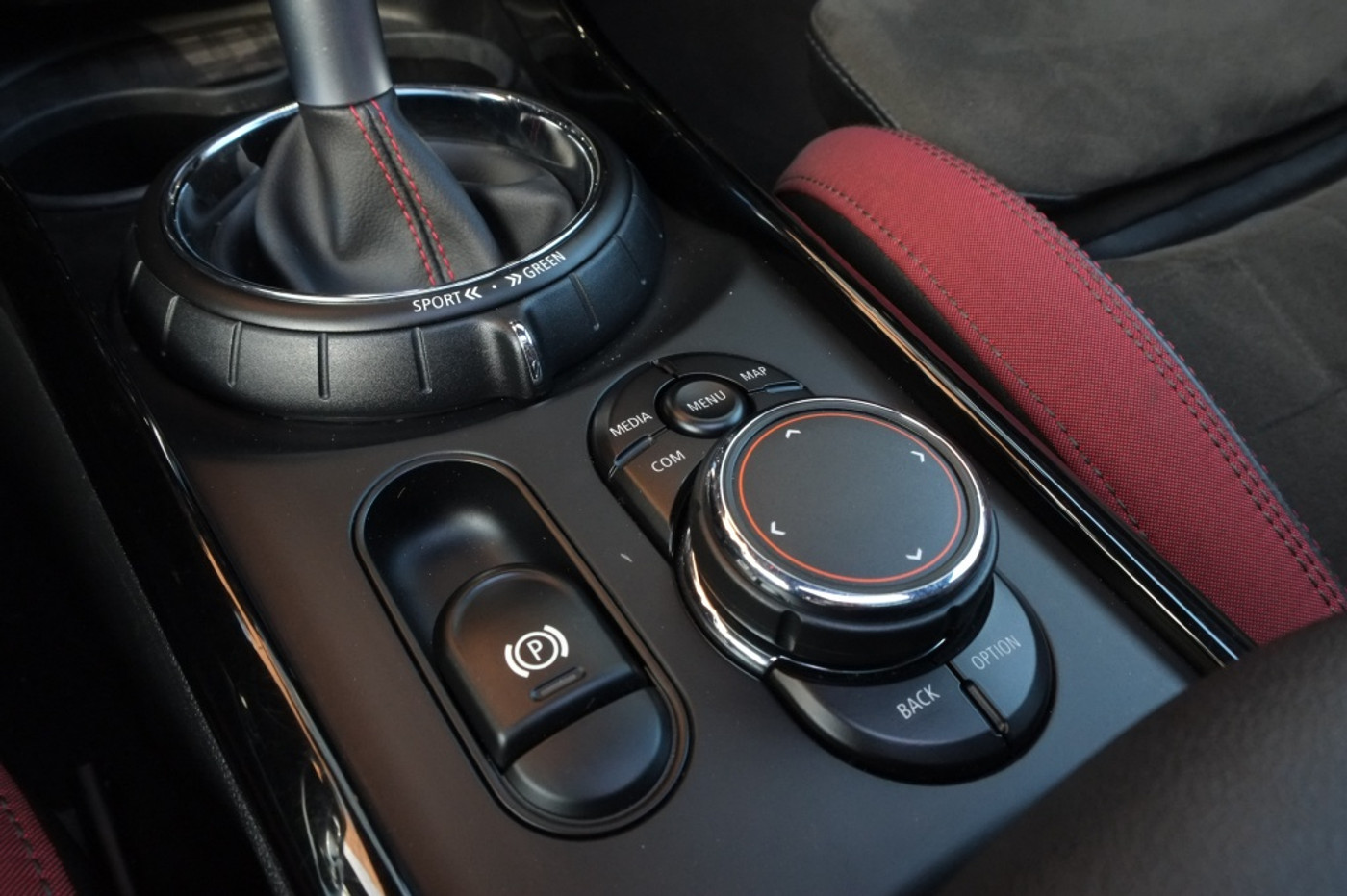Foto van Mini Clubman Cooper S All4