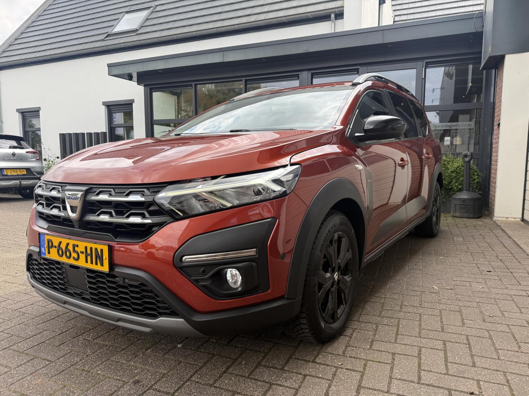Foto van Dacia Jogger