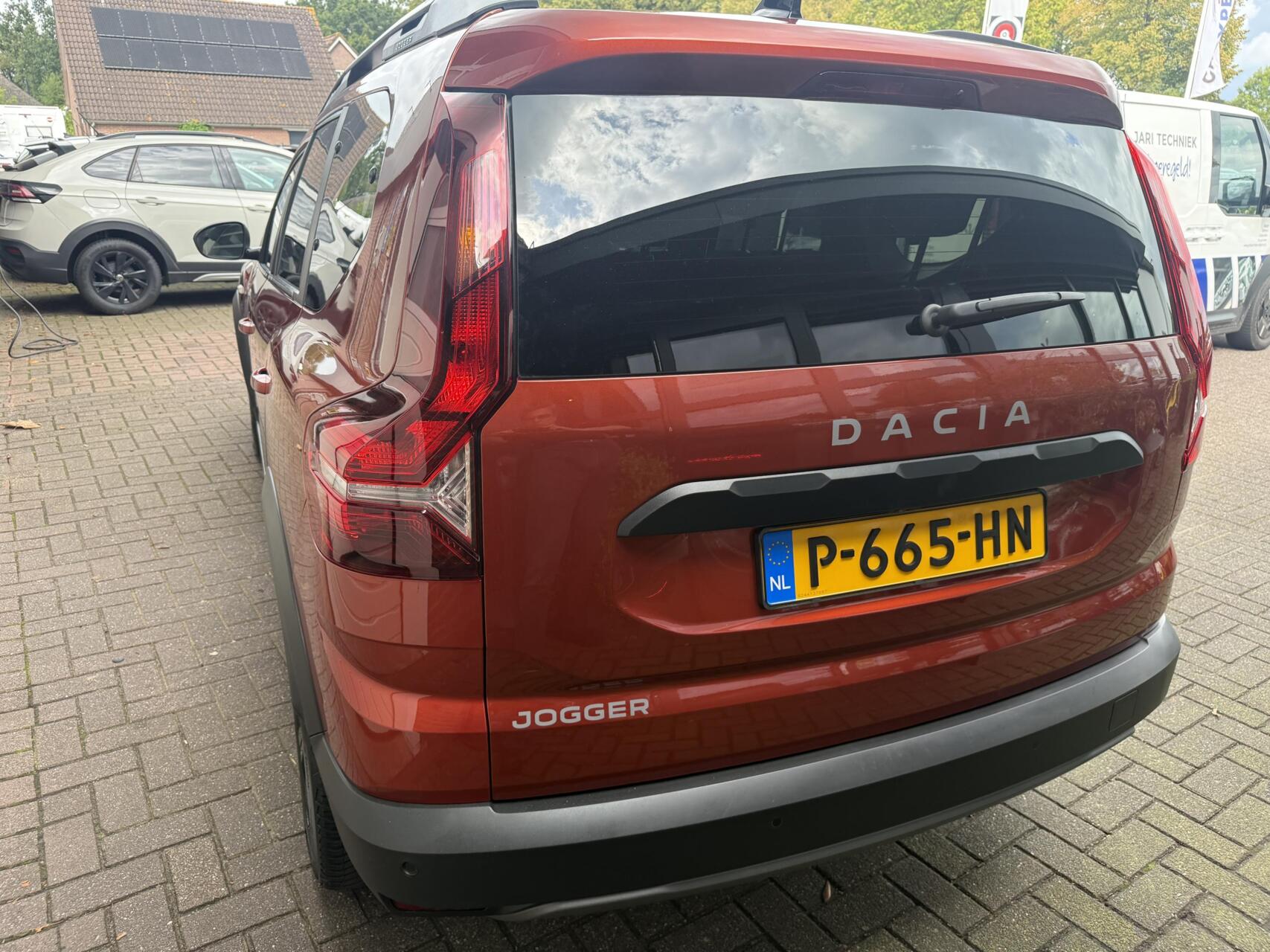 Foto van Dacia Jogger