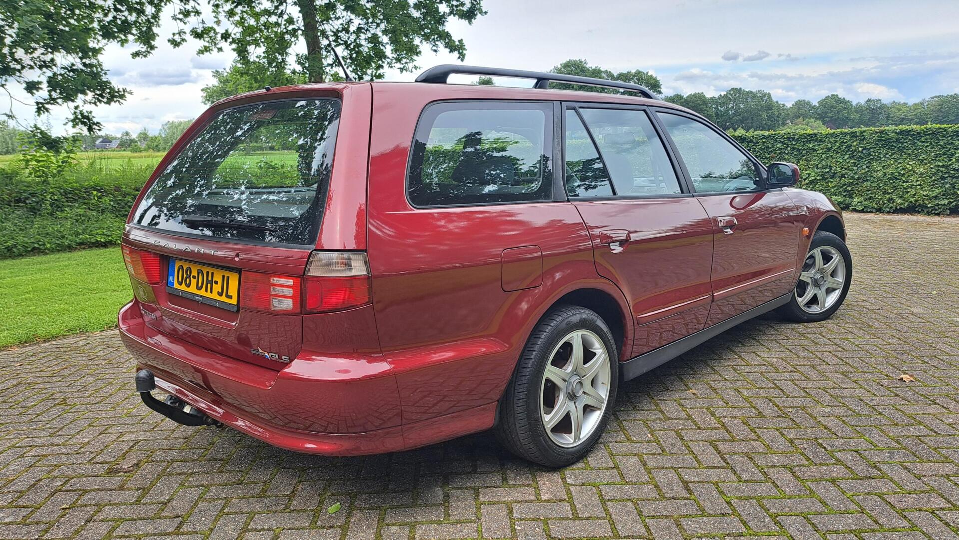 Foto van Mitsubishi Galant