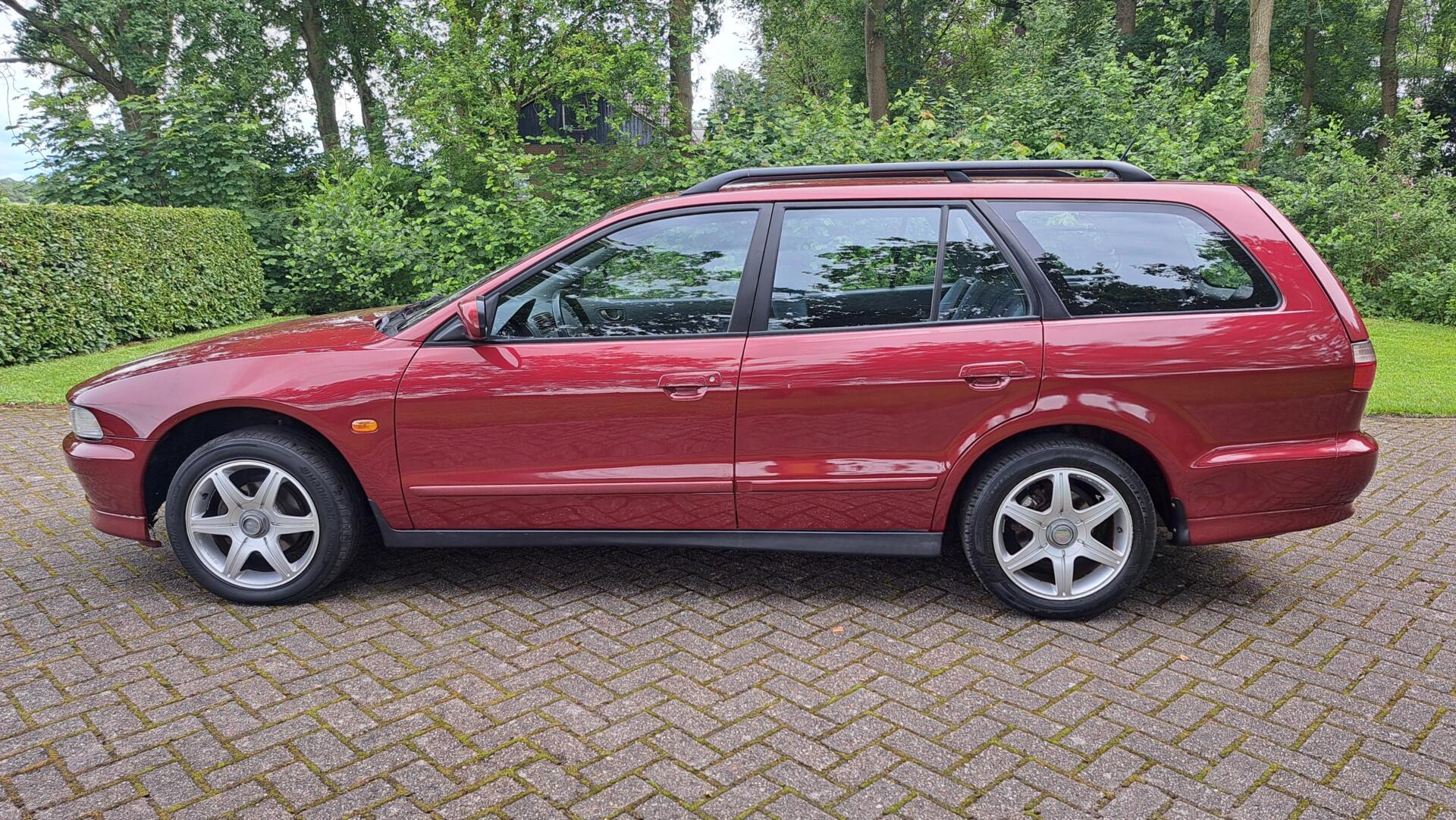 Foto van Mitsubishi Galant