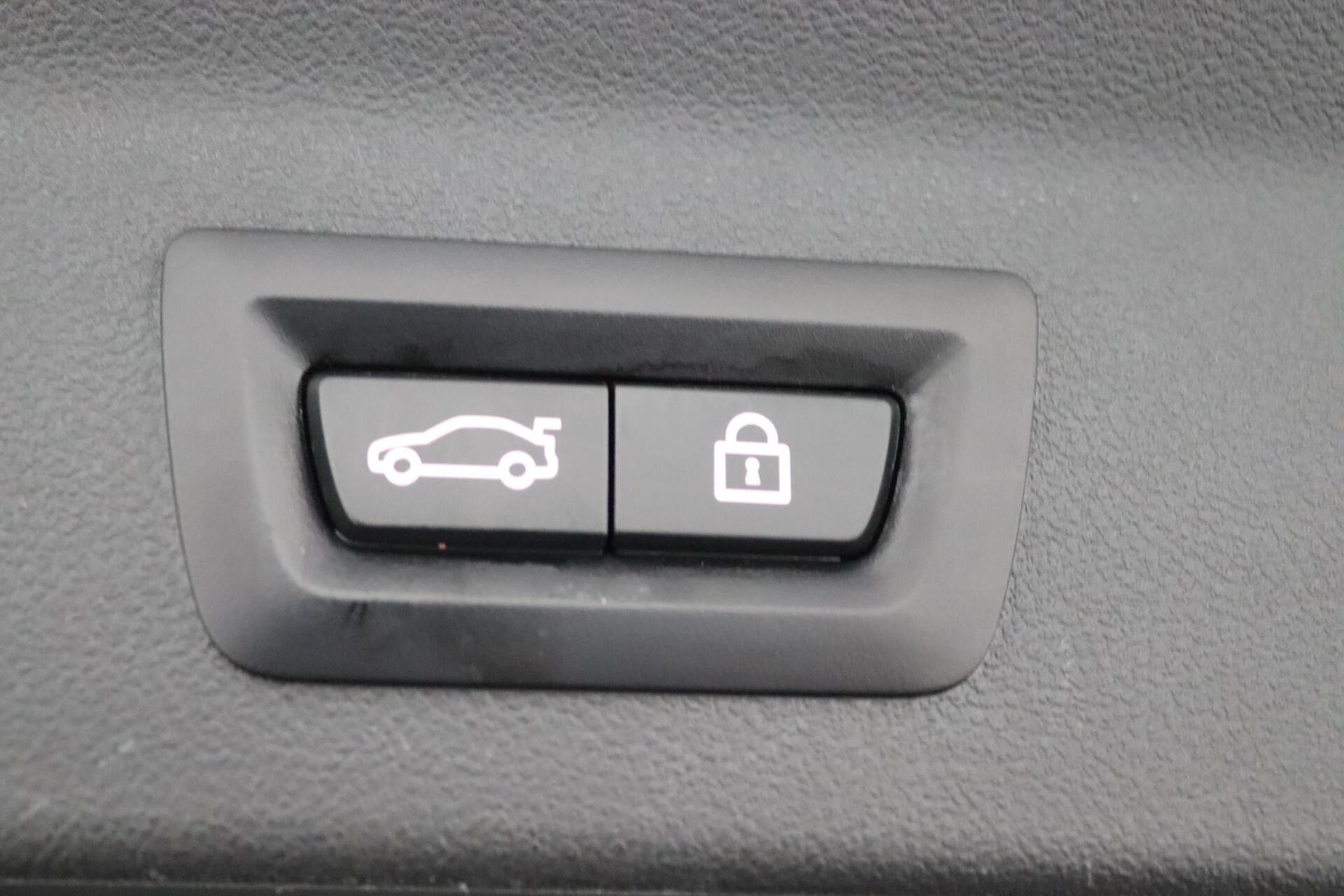 Foto van BMW Ix3
