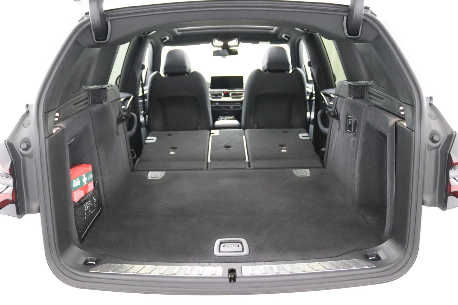 Foto van BMW Ix3