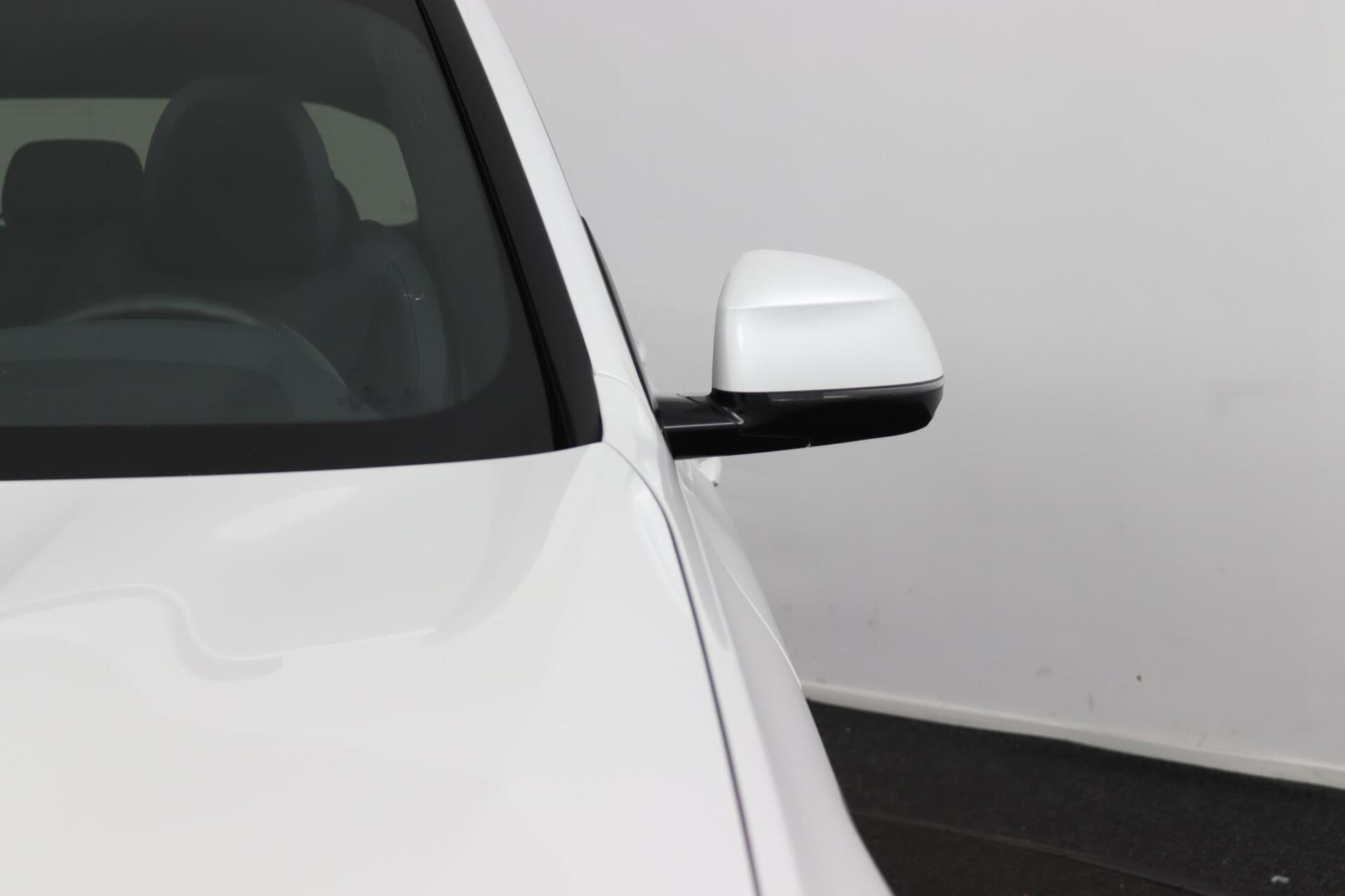 Foto van BMW Ix3