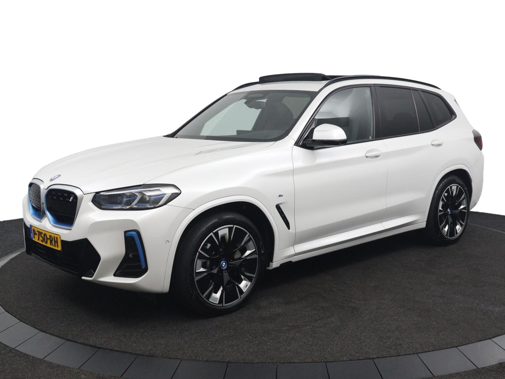 Foto van BMW Ix3