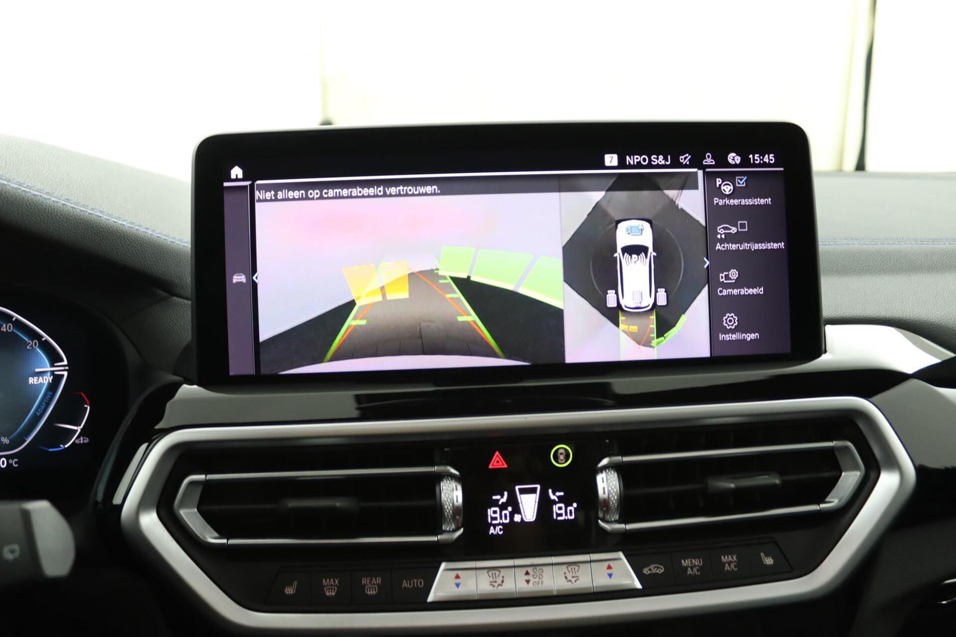 Foto van BMW Ix3