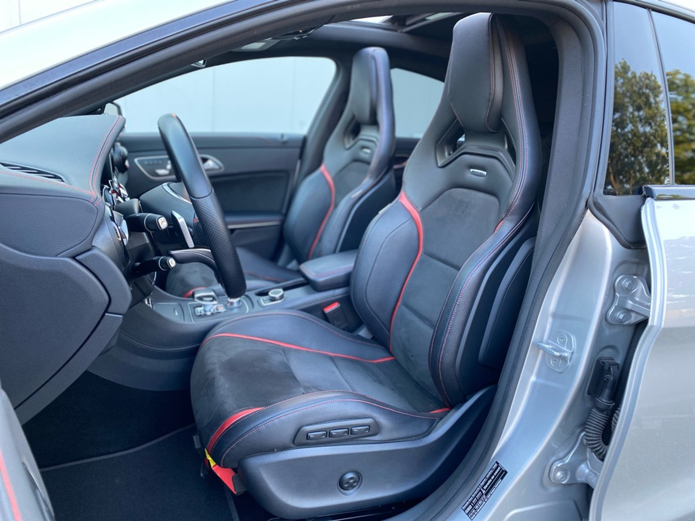 Foto van Mercedes-Benz AMG Cla 45